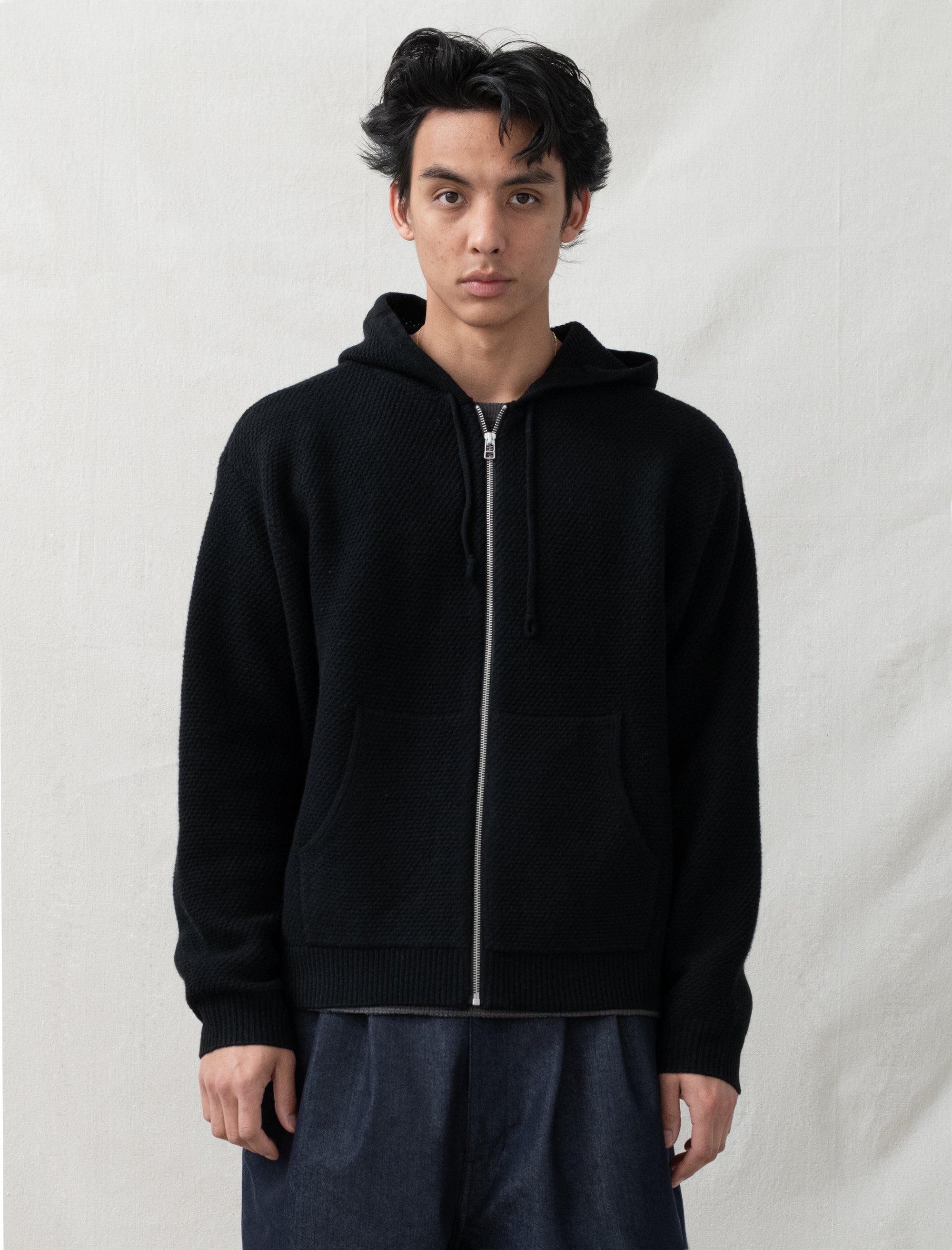 Stüssy Textured Zip Hooded Sweater (Black) – Bows and Arrows