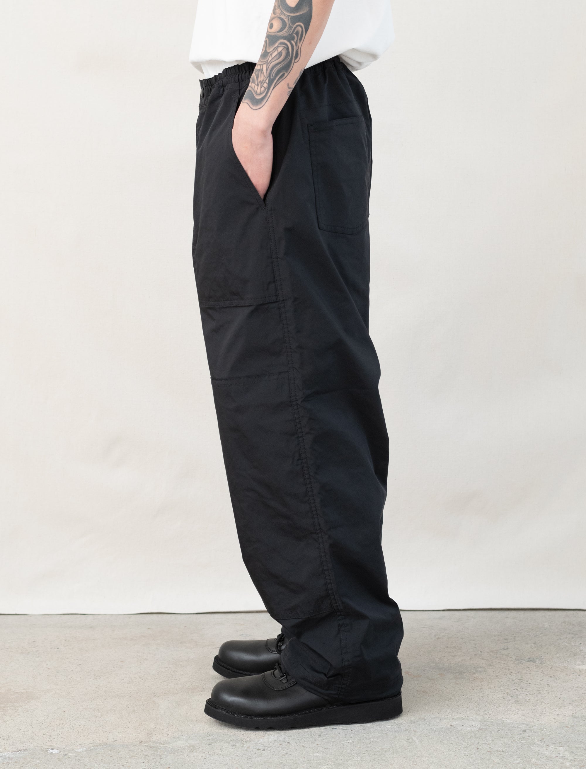 Nylon Pants (Black)