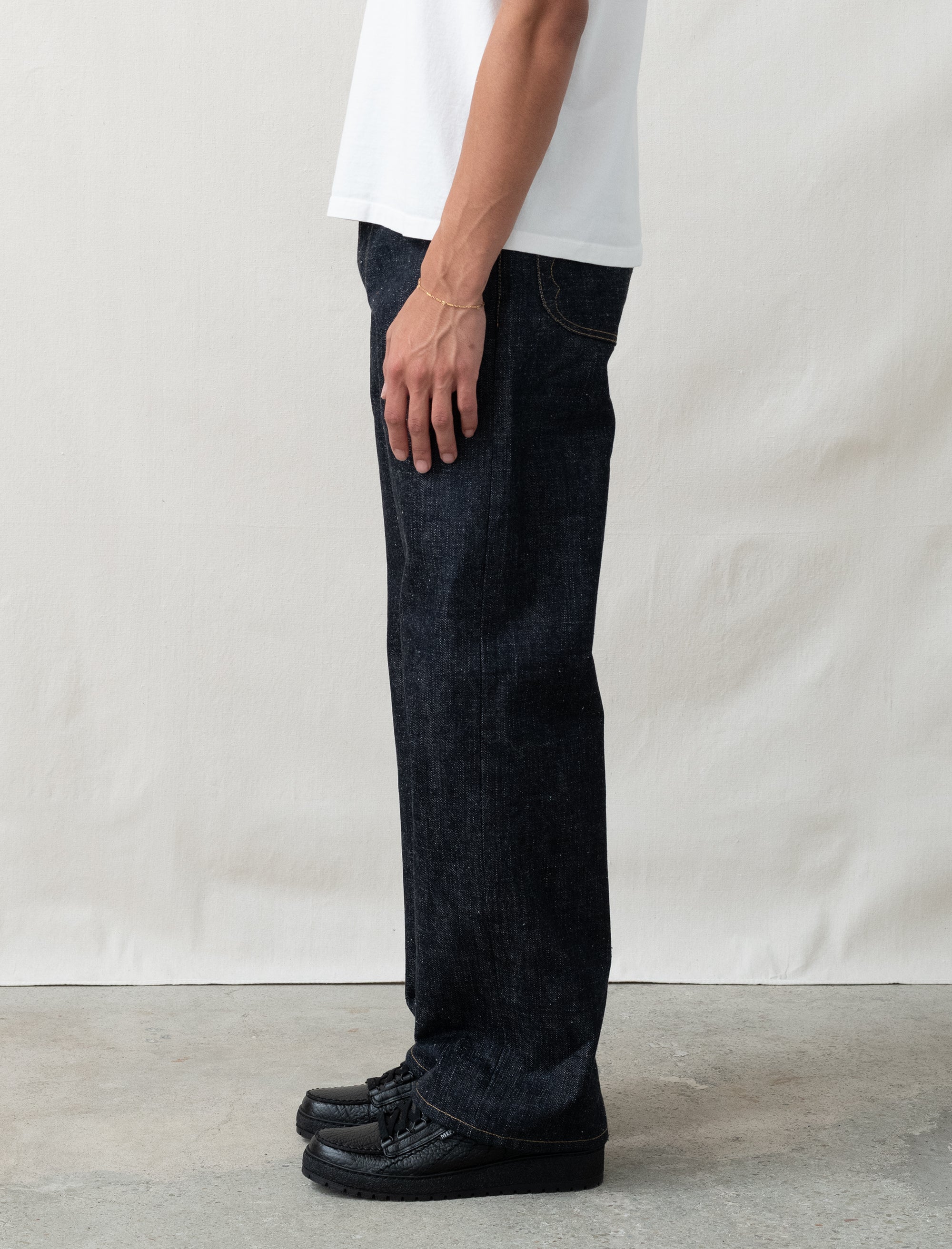  - Type 00 Selvedge Denim 15.5oz (Indigo)