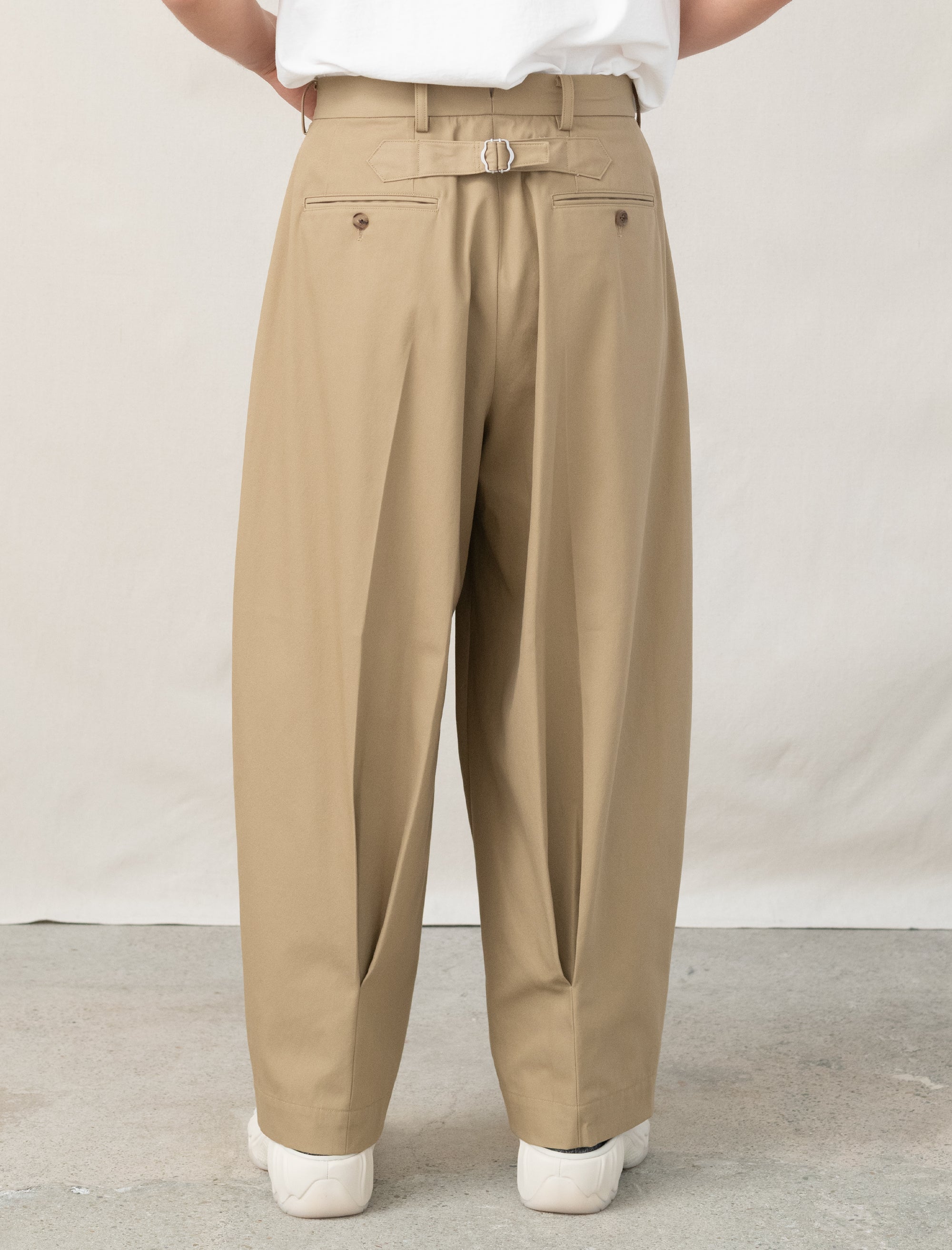 Comme Des Garçons Homme Big Pleat Pant (Beige) – Bows and Arrows