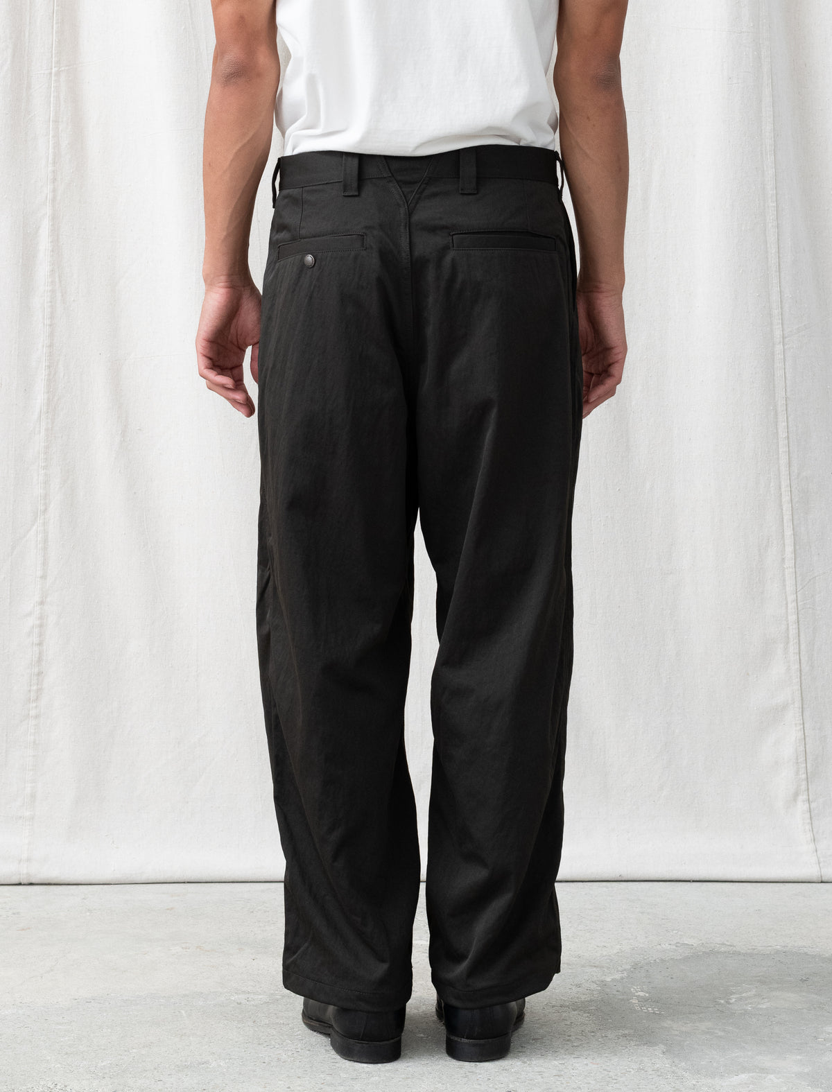 Nylon Wide Pants P023 (Dark Brown)