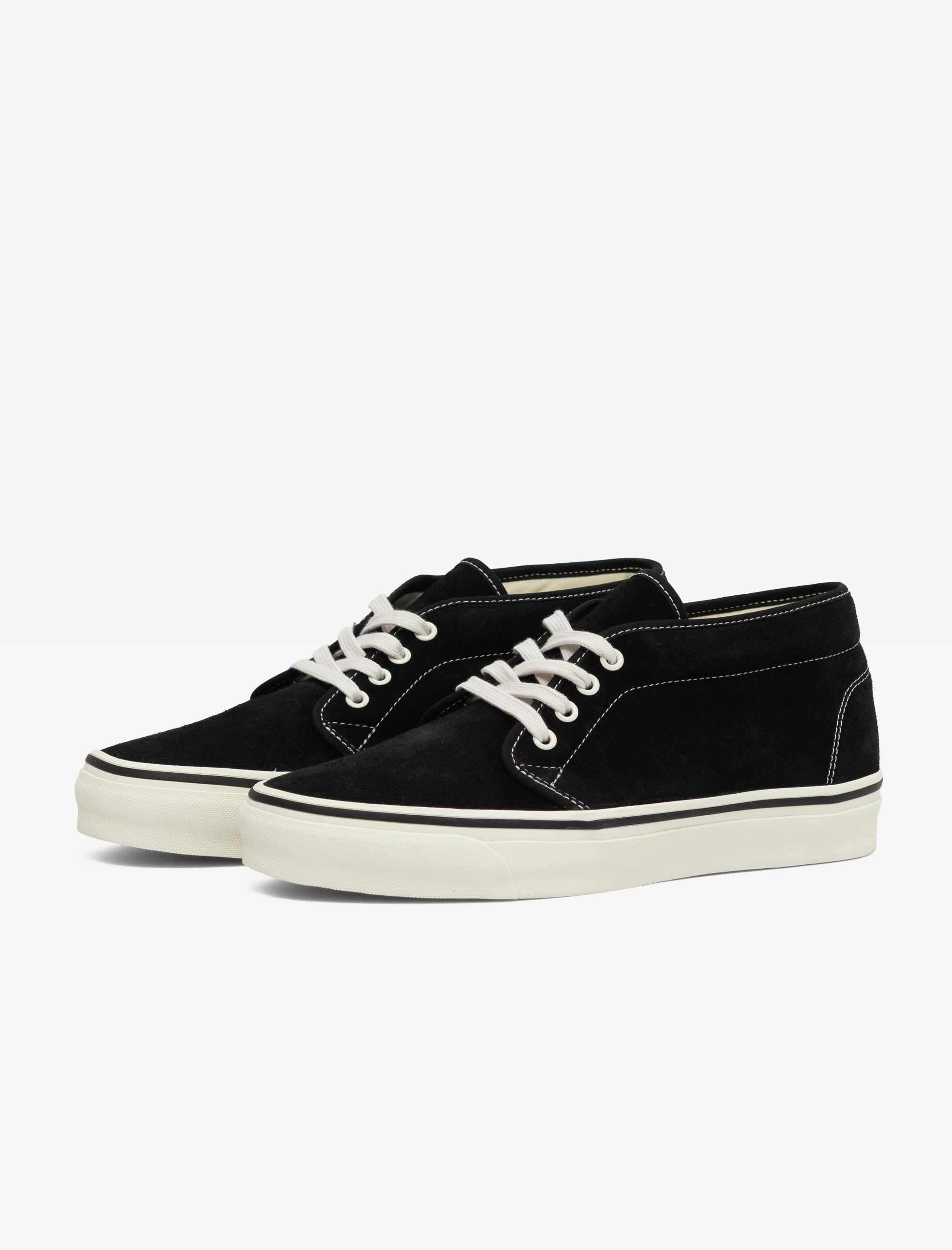 Chukka 49 Vibram (Black)