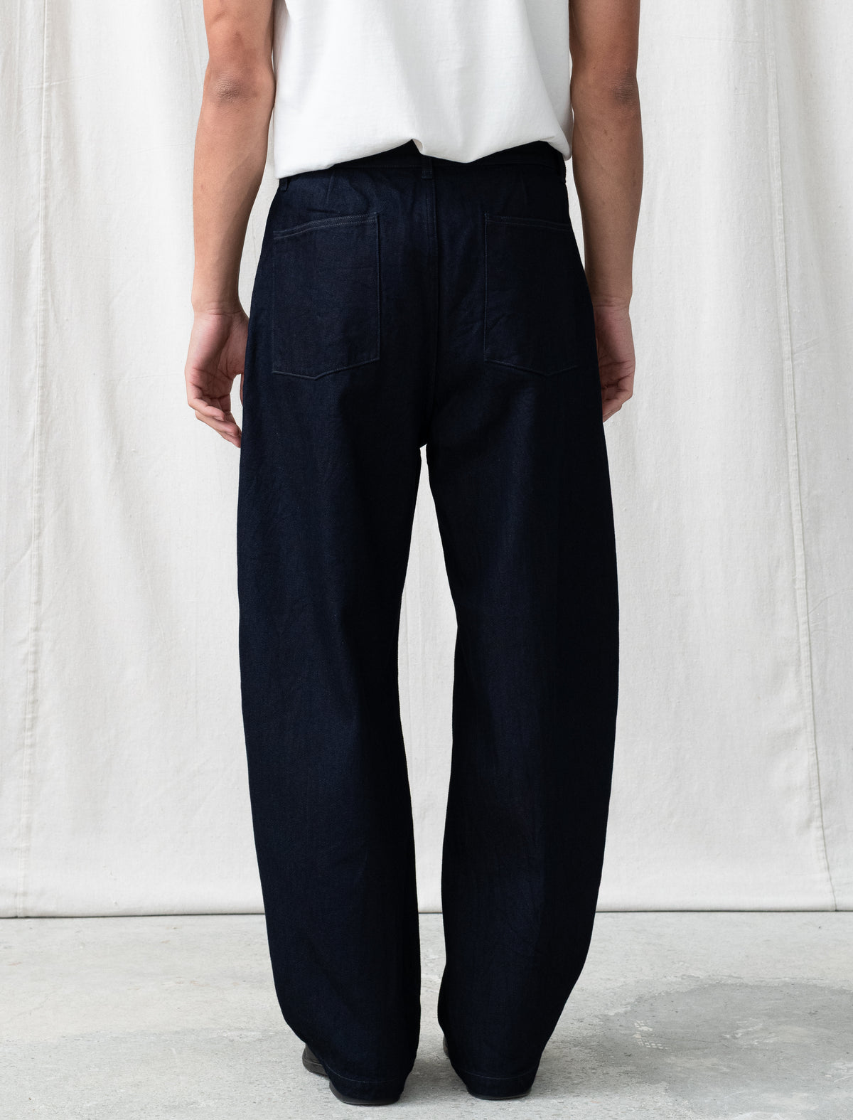 12oz Denim Deep Tuck Pants (Dark Navy)