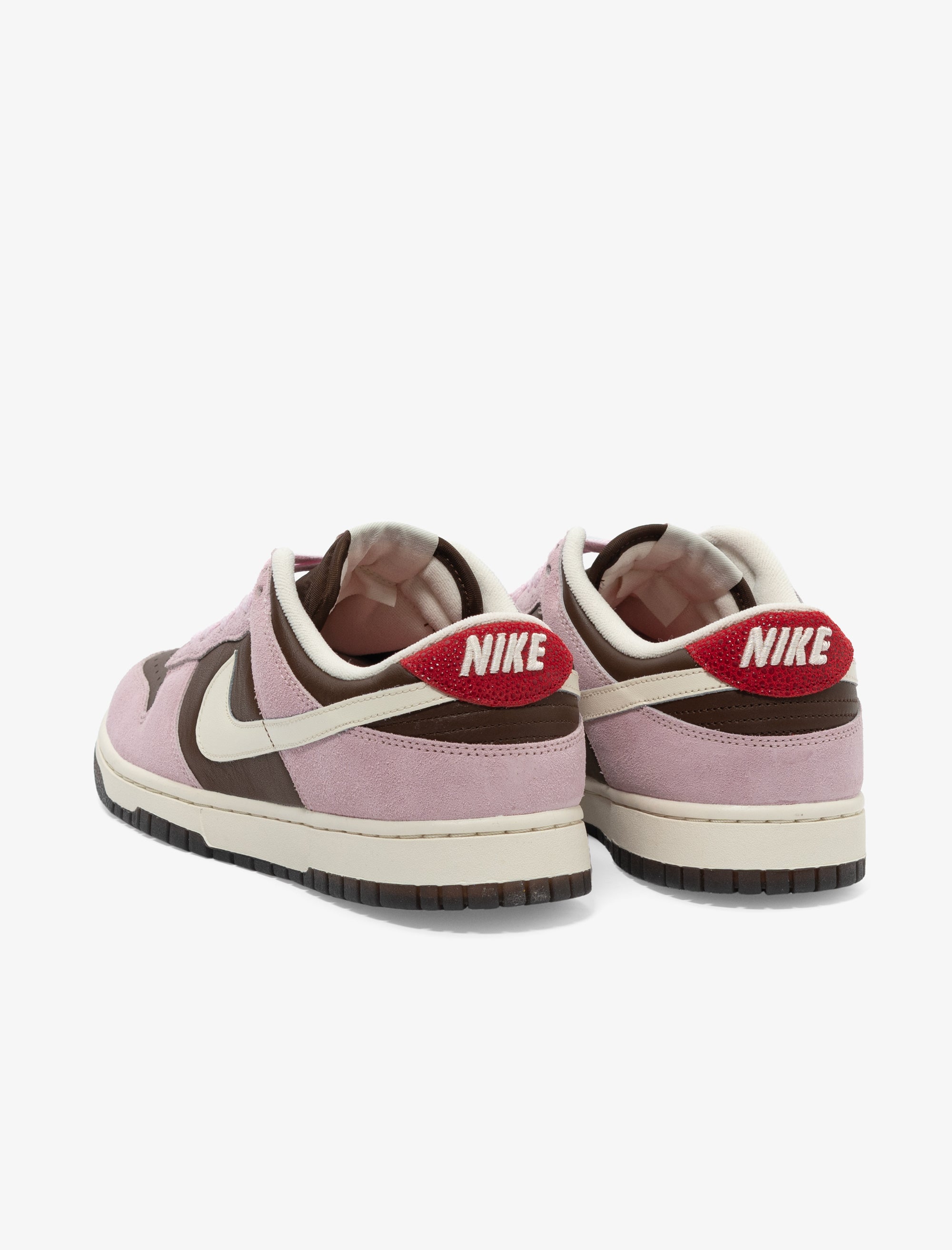 Women's Dunk Low (Cacao Wow/Pink)