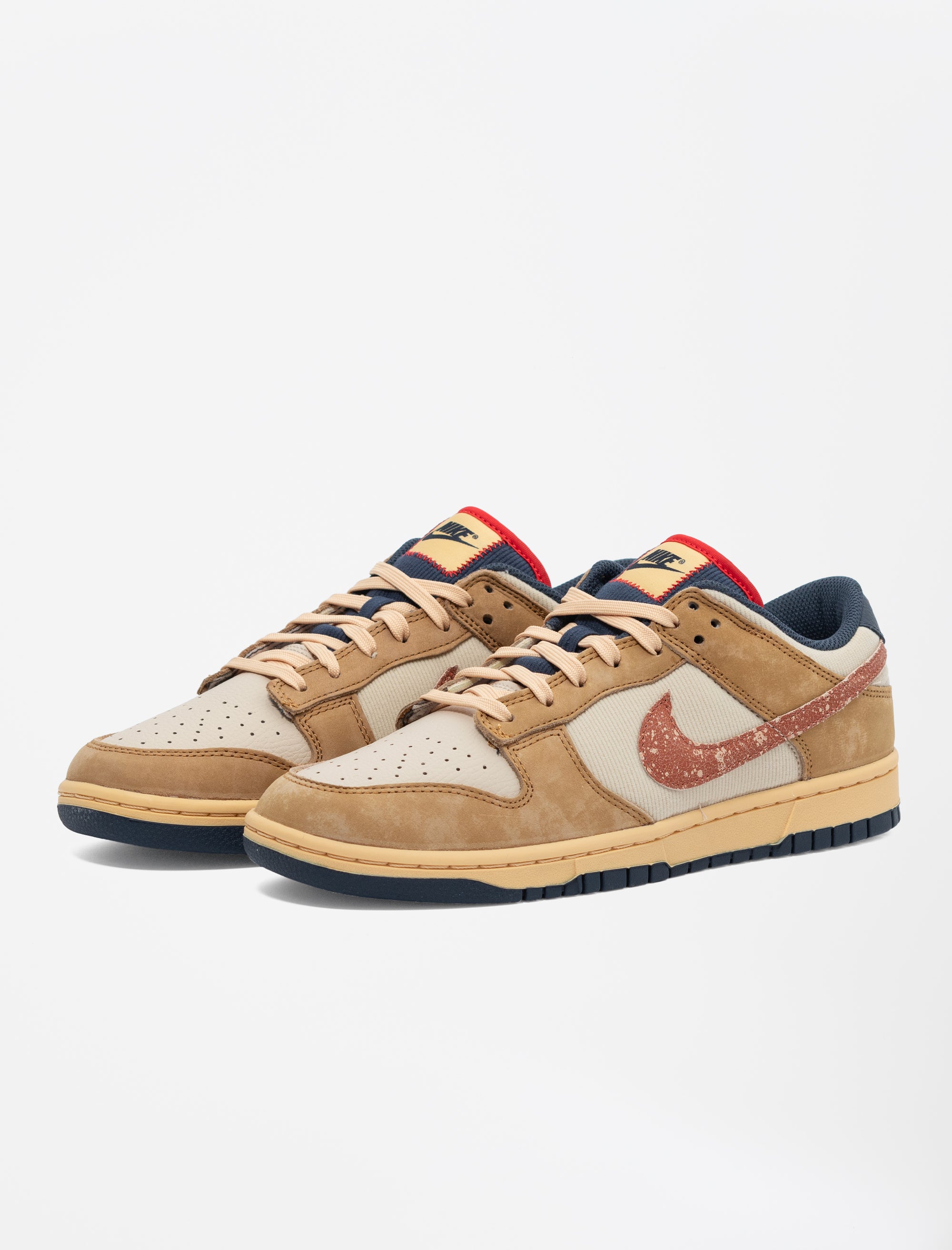 Dunk Low Retro SE (Wheat/Sunset)