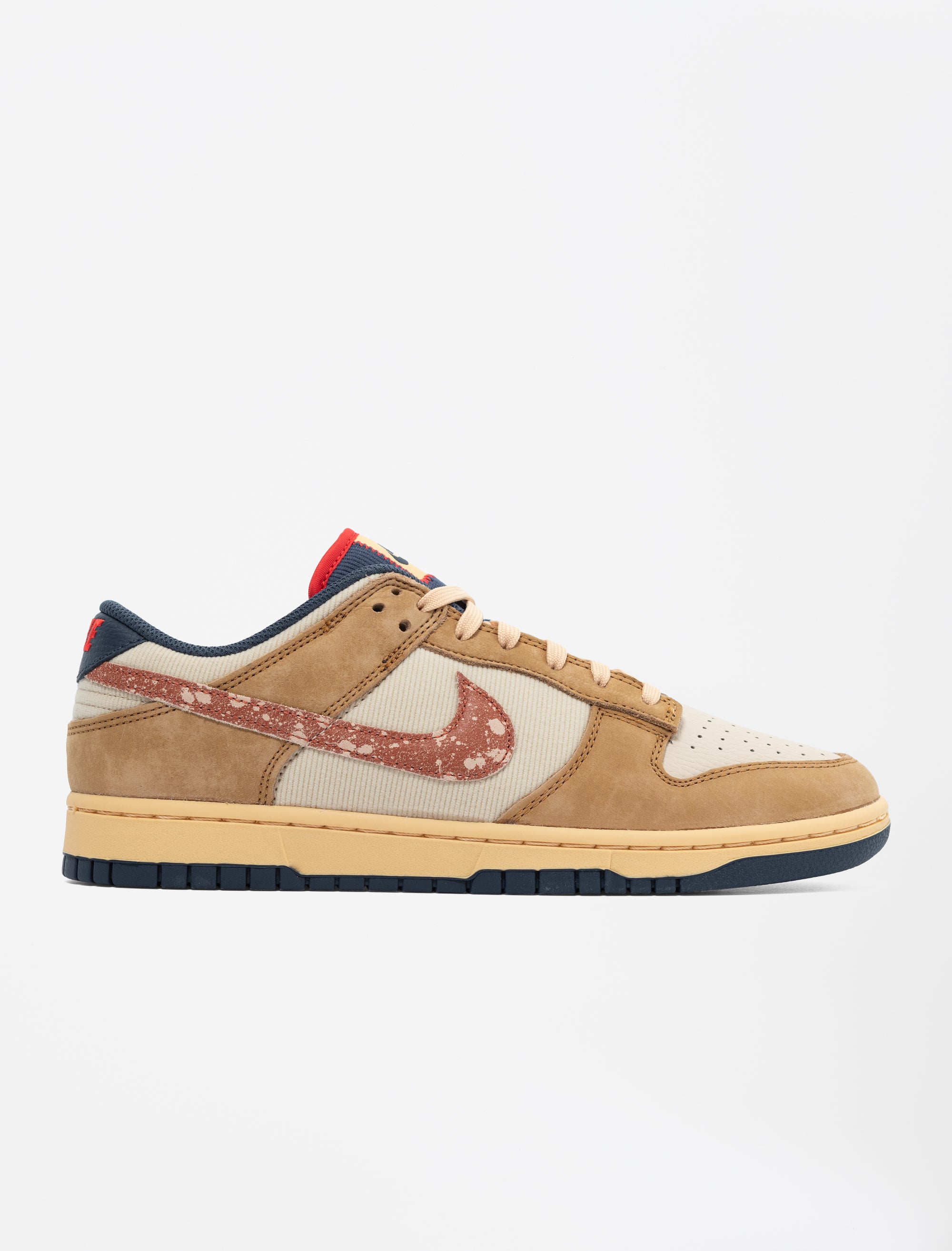 Dunk Low Retro SE (Wheat/Sunset)