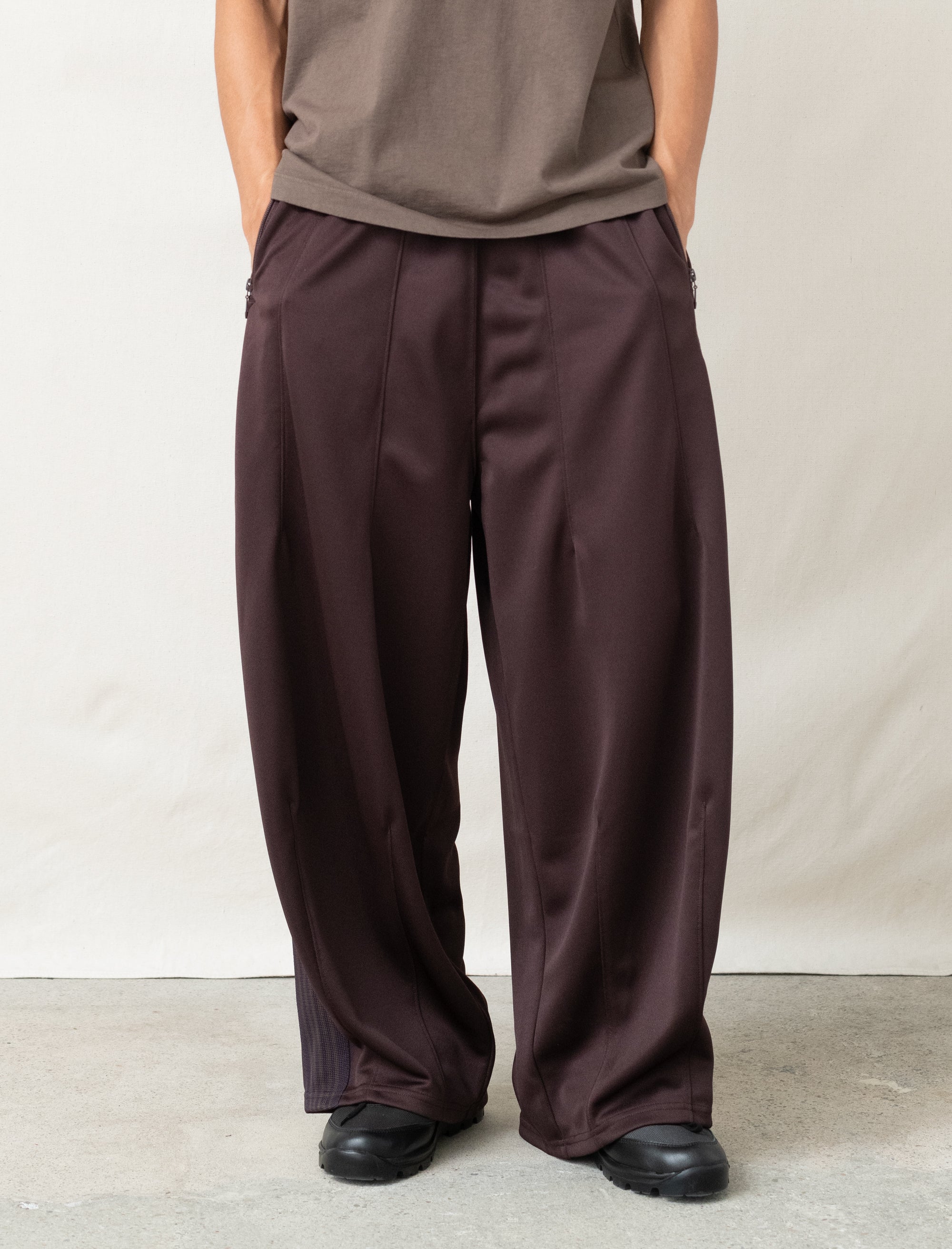 H.D. Track Pants (Dark Brown)