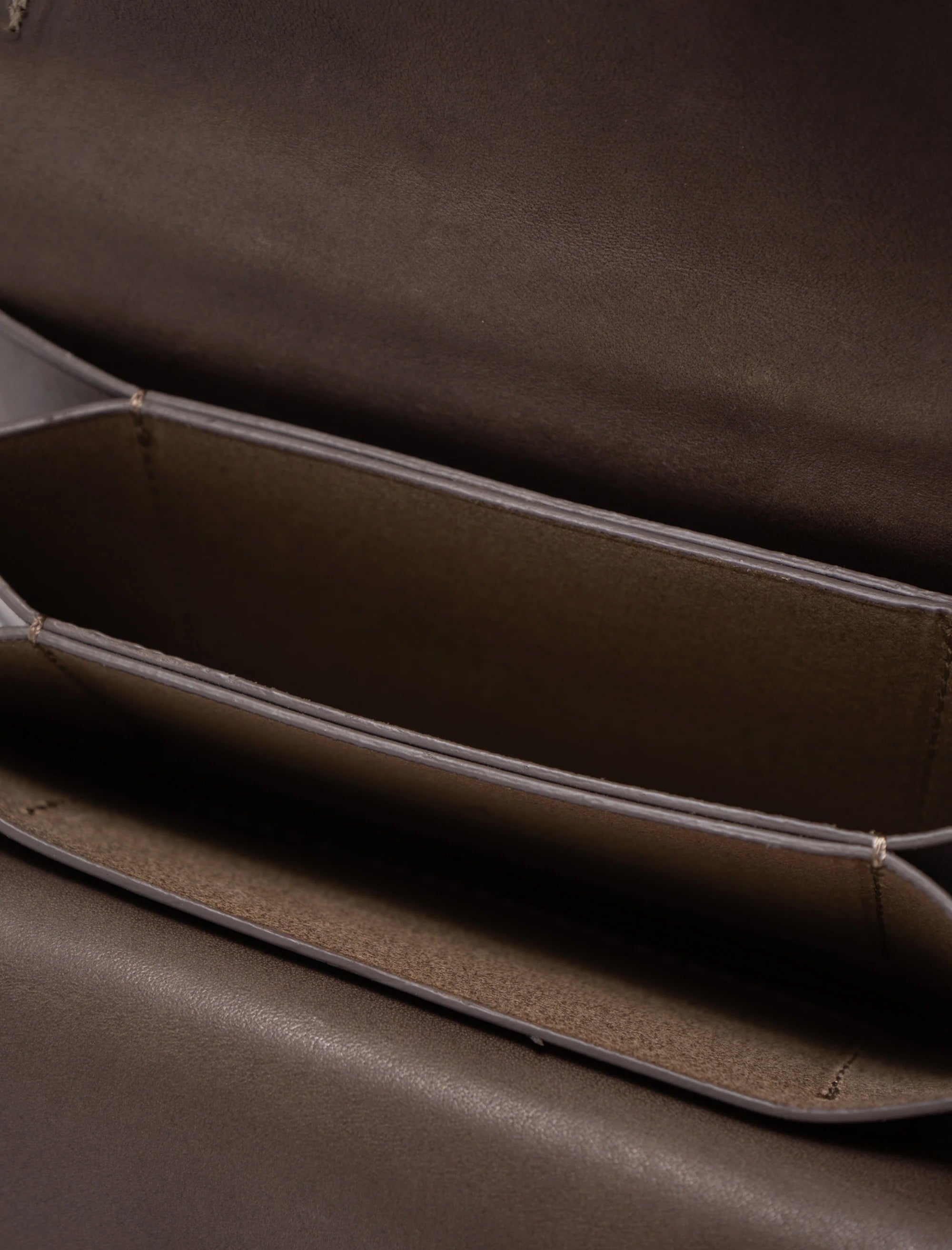 Kaptain Sunshine Leather Pouch (Brown Smooth)