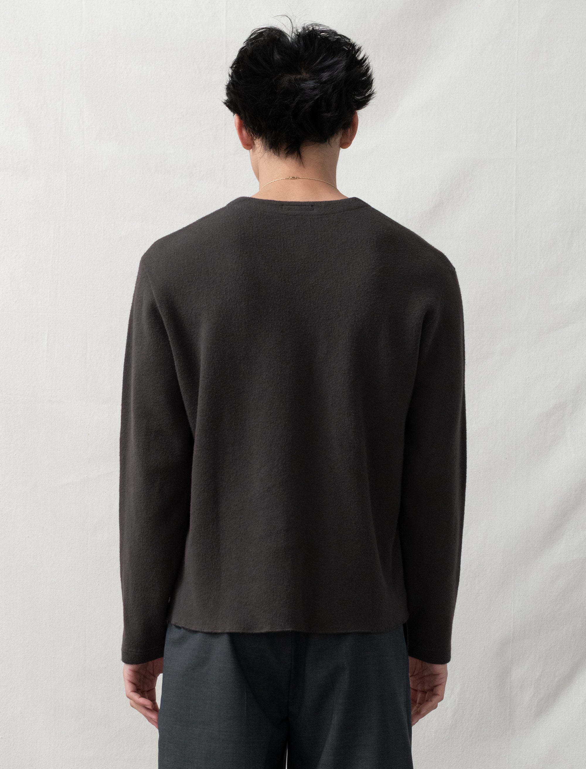 lady white Cropped V-Neck Sweater (Timber)