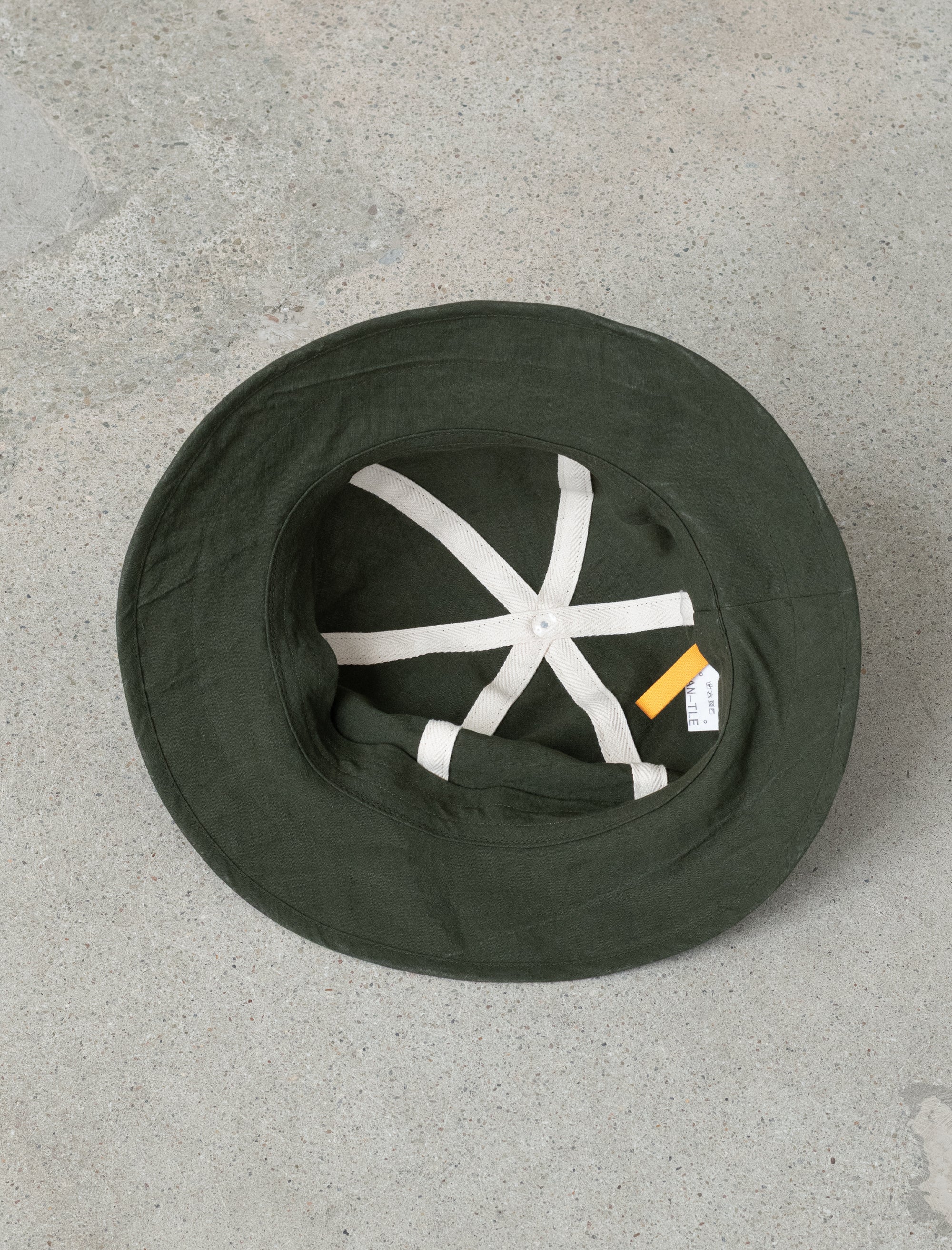 R20C2 Wide Hat (Woodland Linen)