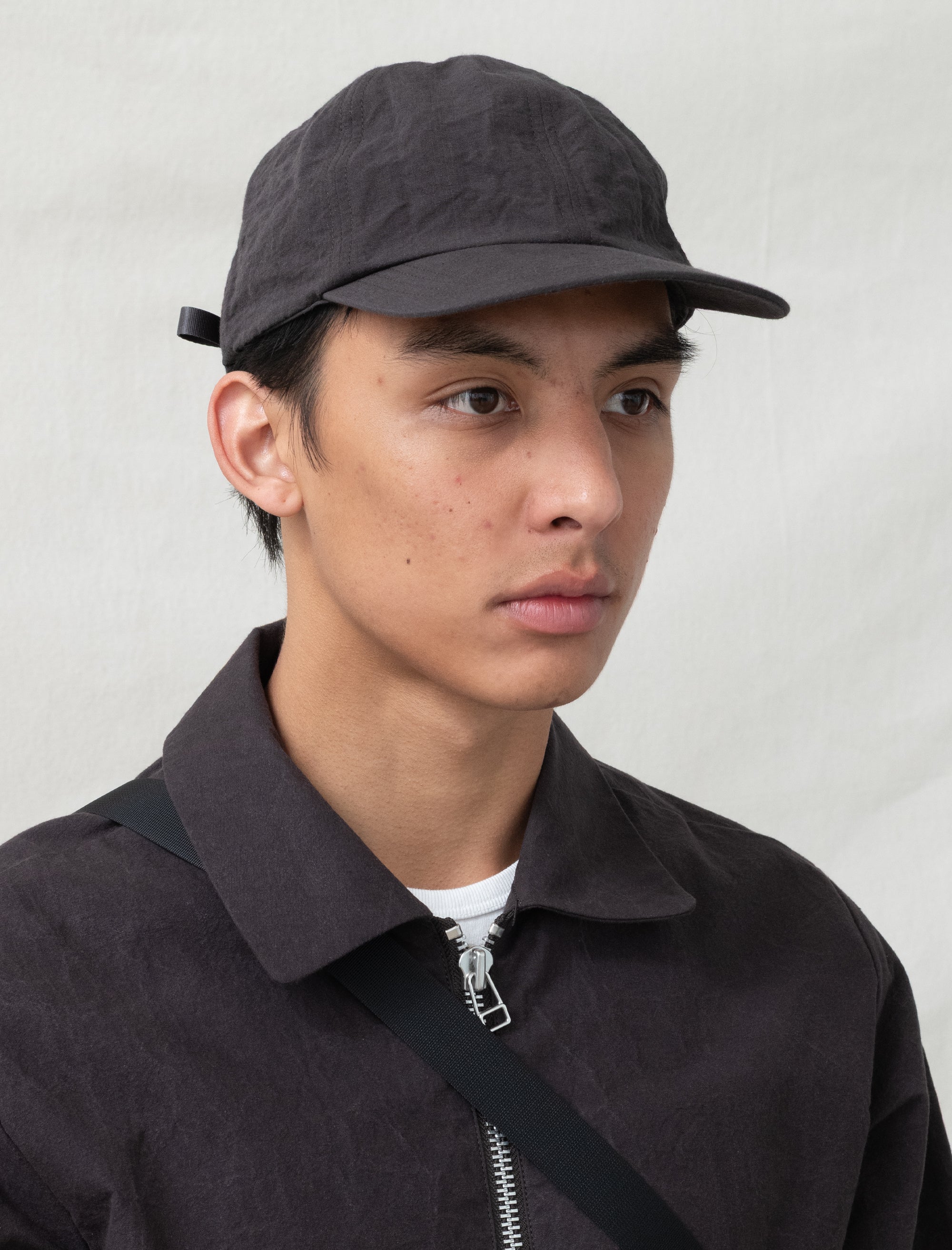 R20C3 Deep Cap (Earth Linen)