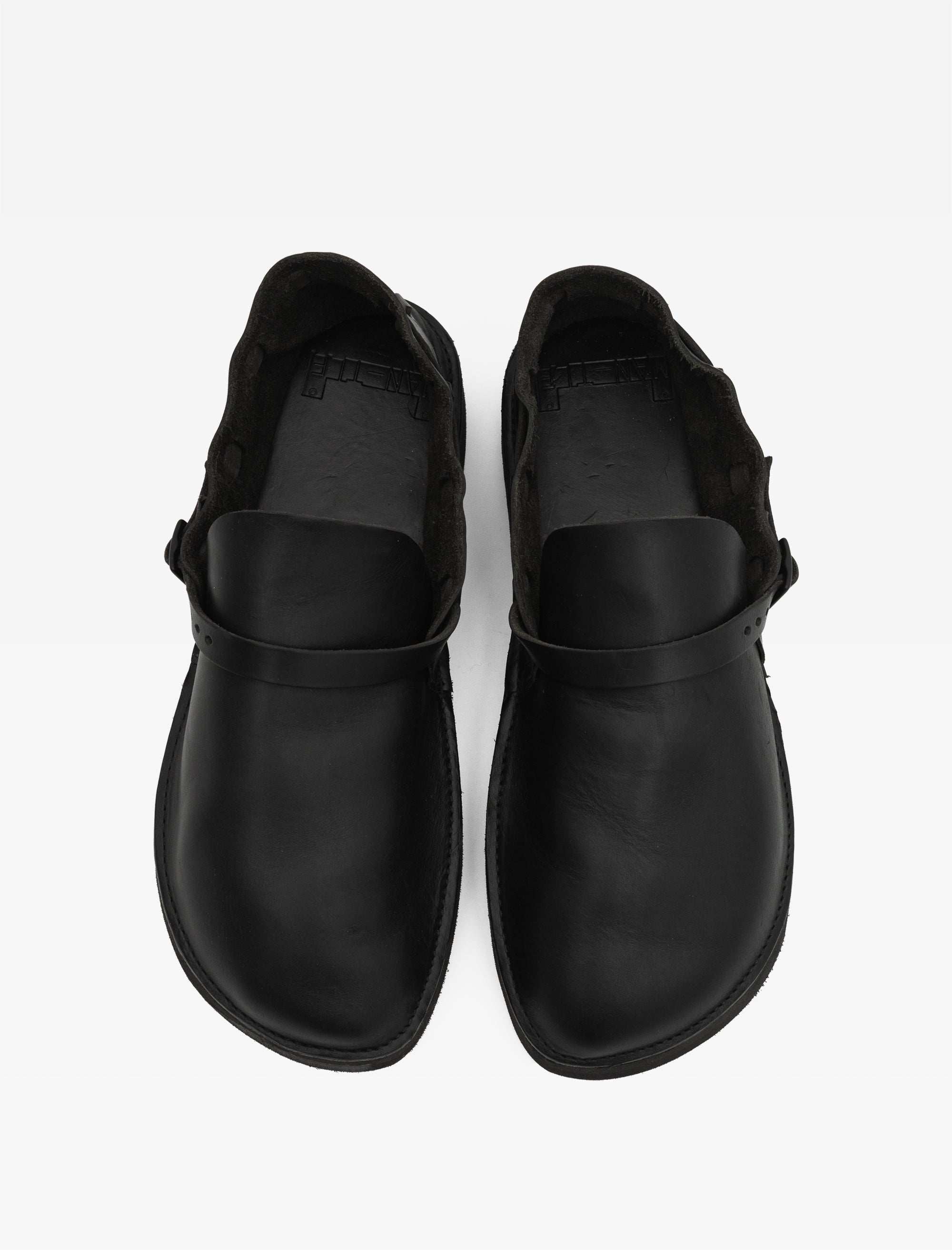 R0V1 Aurora Low (Black Horween)