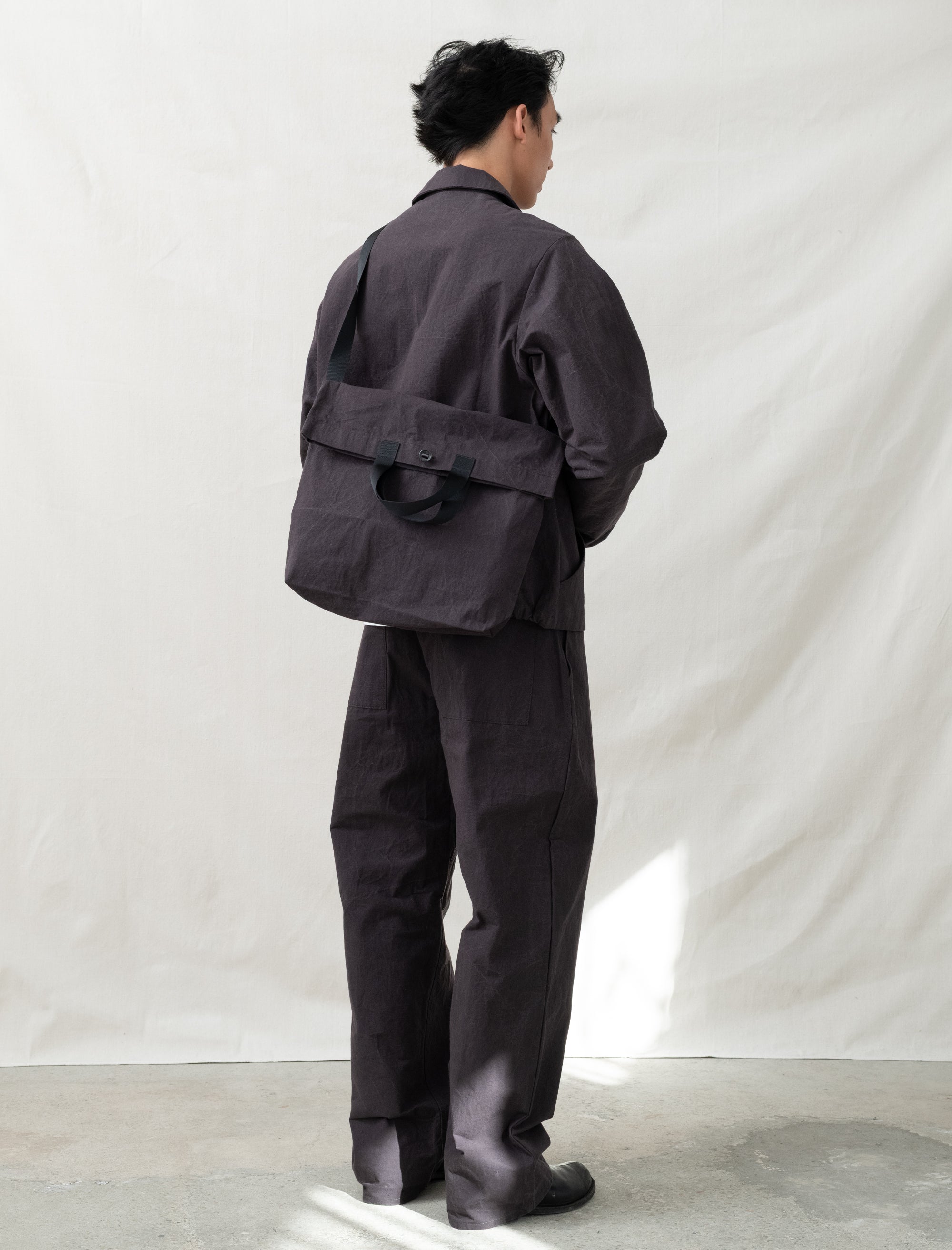 MAN-TLE R20B1 Multi Handle Tote (Earth Wax) – Bows and Arrows