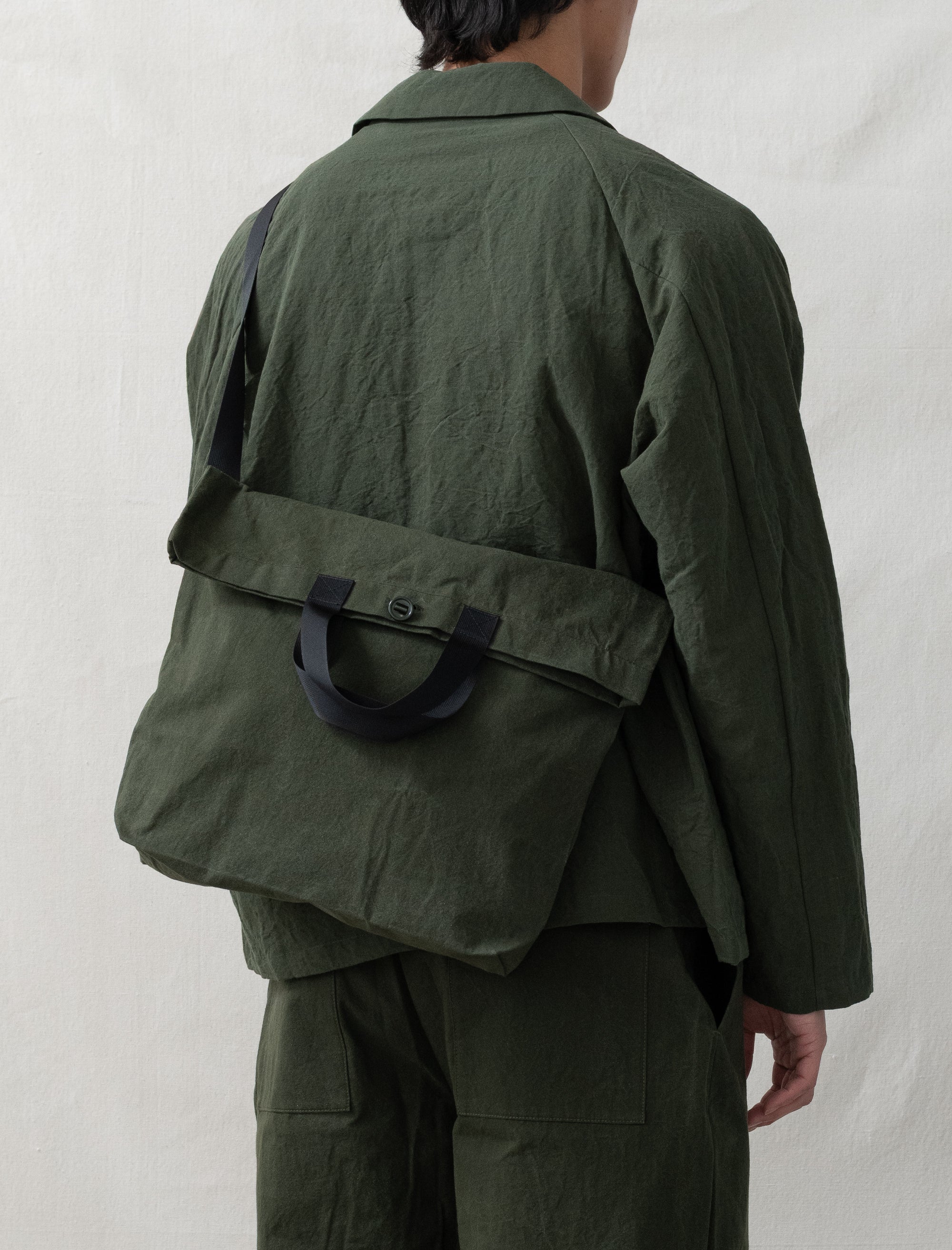 R20B1 Multi Handle Tote (Woodland Wax)