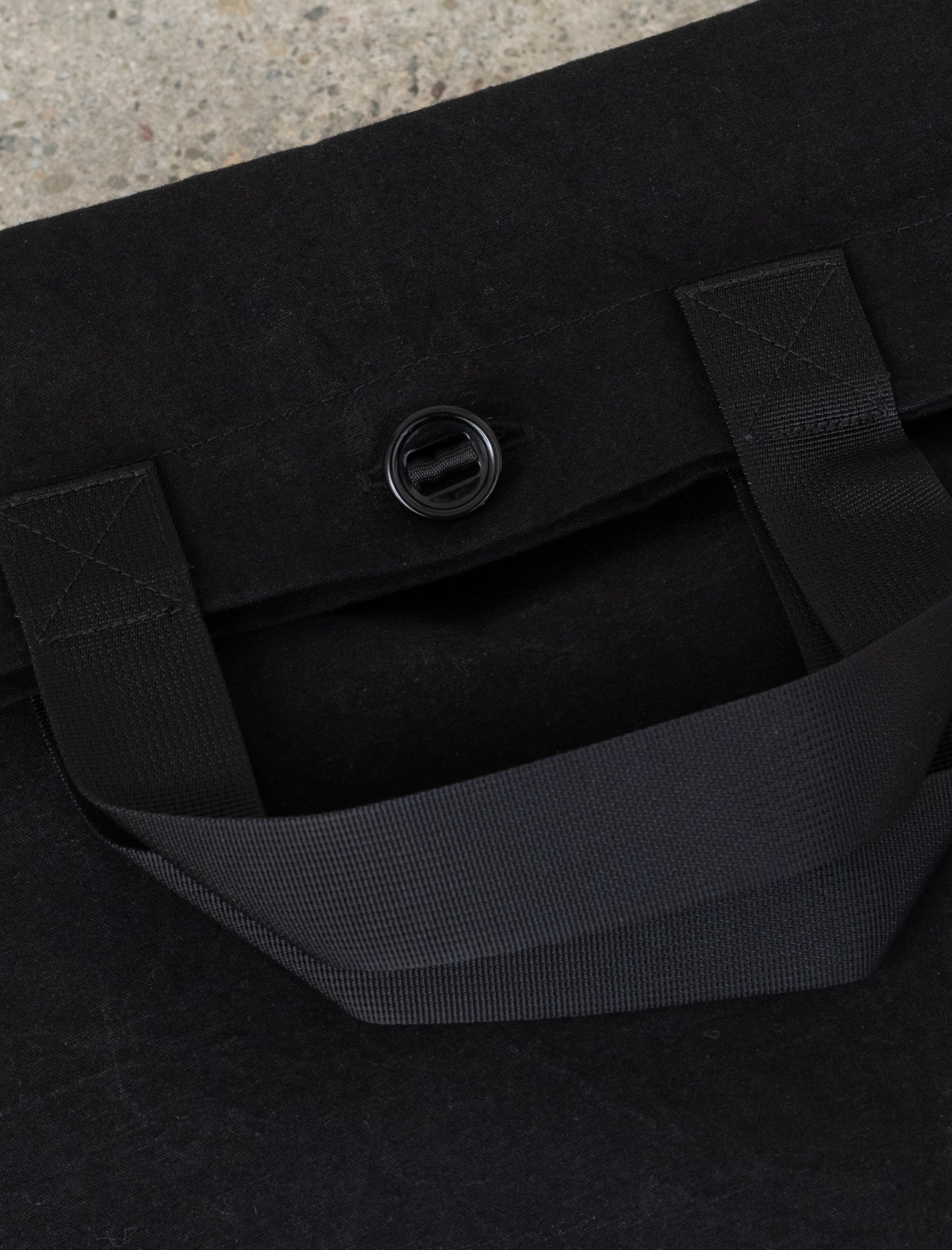 ROB1 Bag (Black Wax)