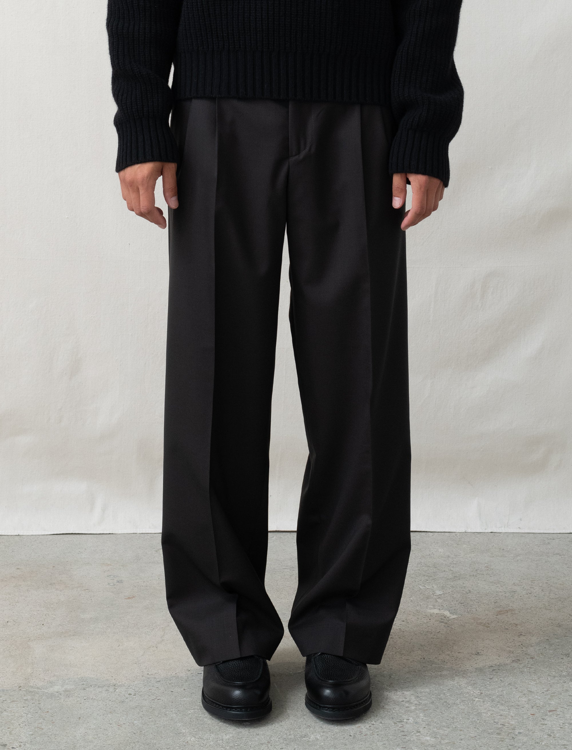 mfpen Classic Trousers (Coffee Twill Wool) – Bows and Arrows