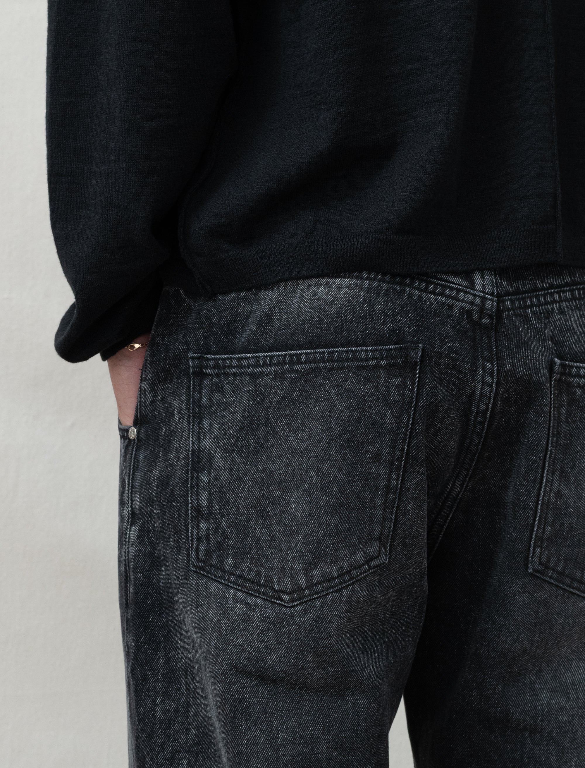 Straight Cut Jeans (Stonewashed Black)