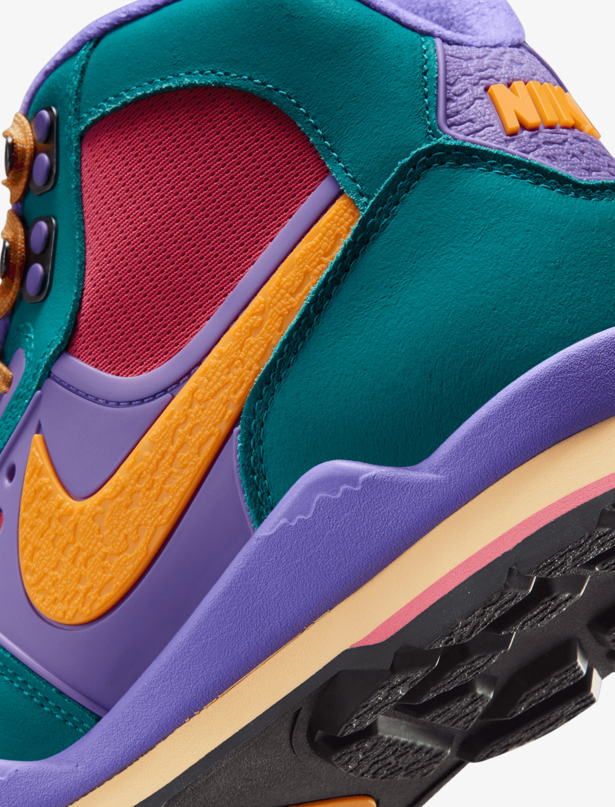 Nike Baltoro Spruce Kumquat 