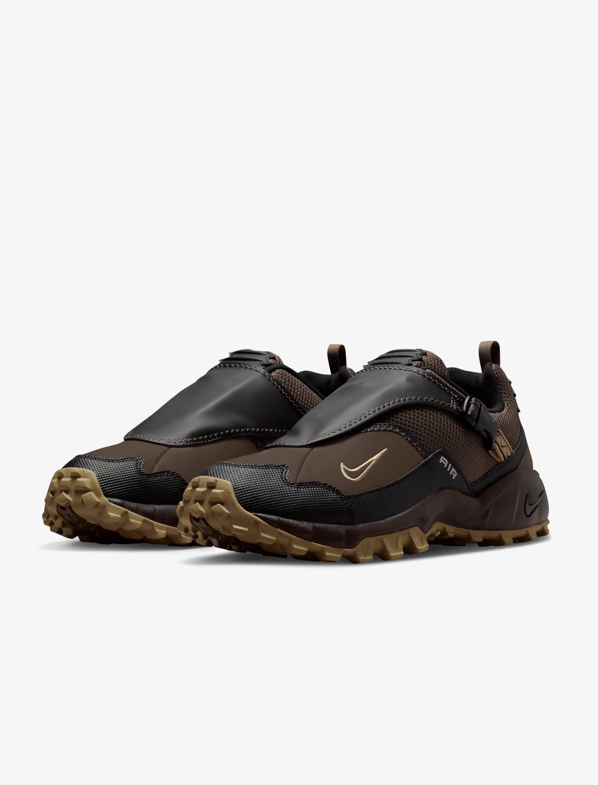nike phassad brown