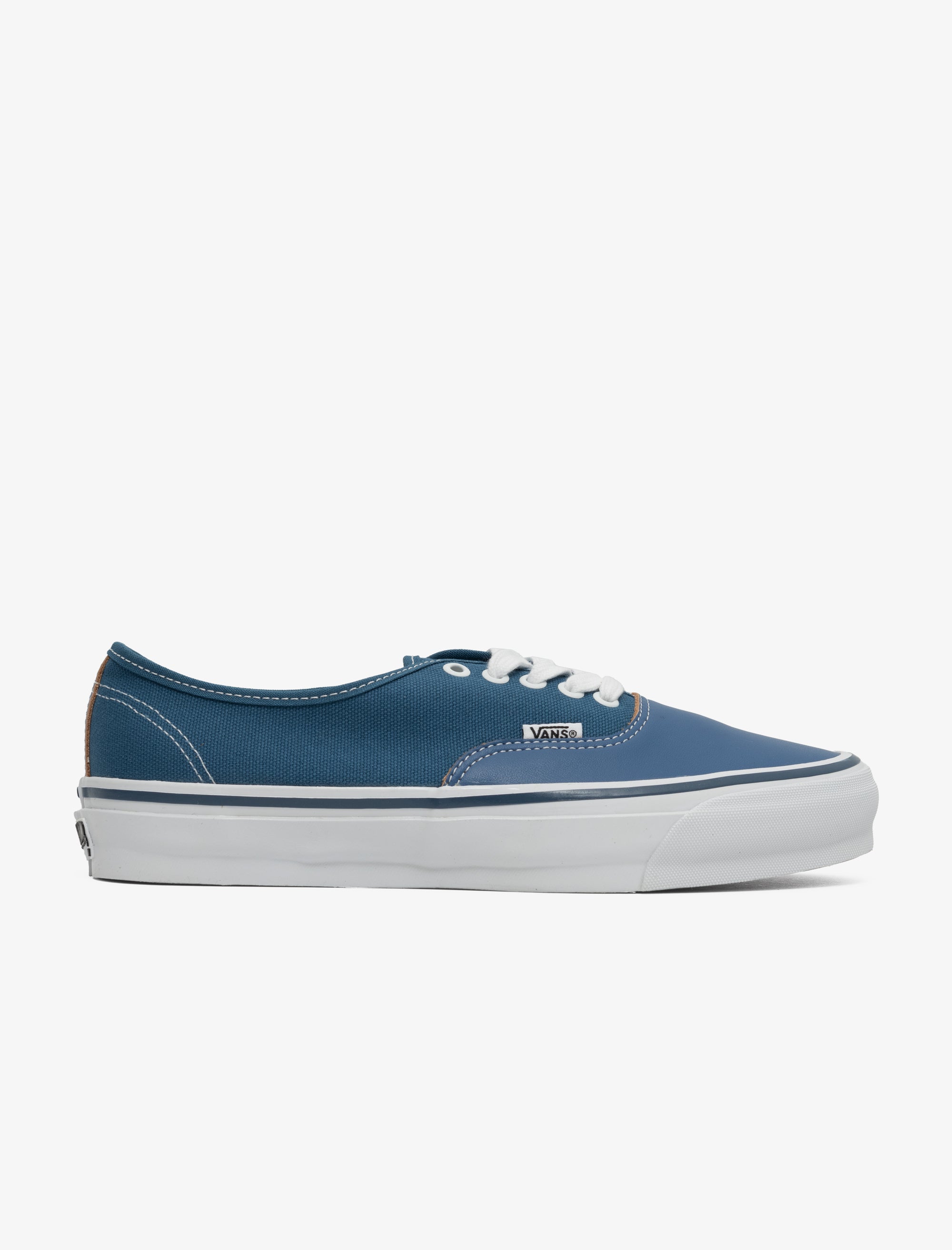 Vans OTW Authentic 44 Siped Vibram (Navy) – Bows and Arrows