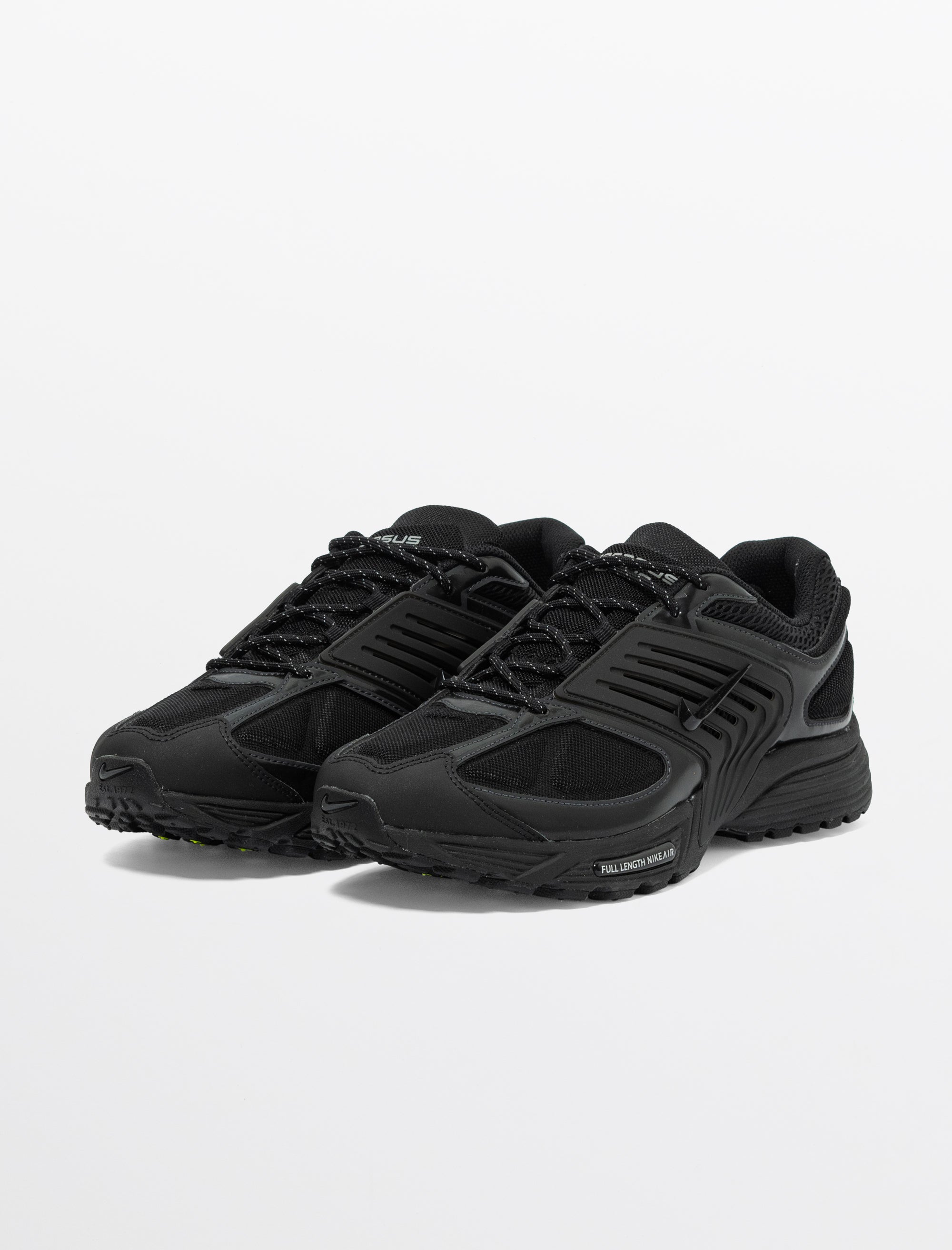 Air Pegasus Wave (Black/Black)