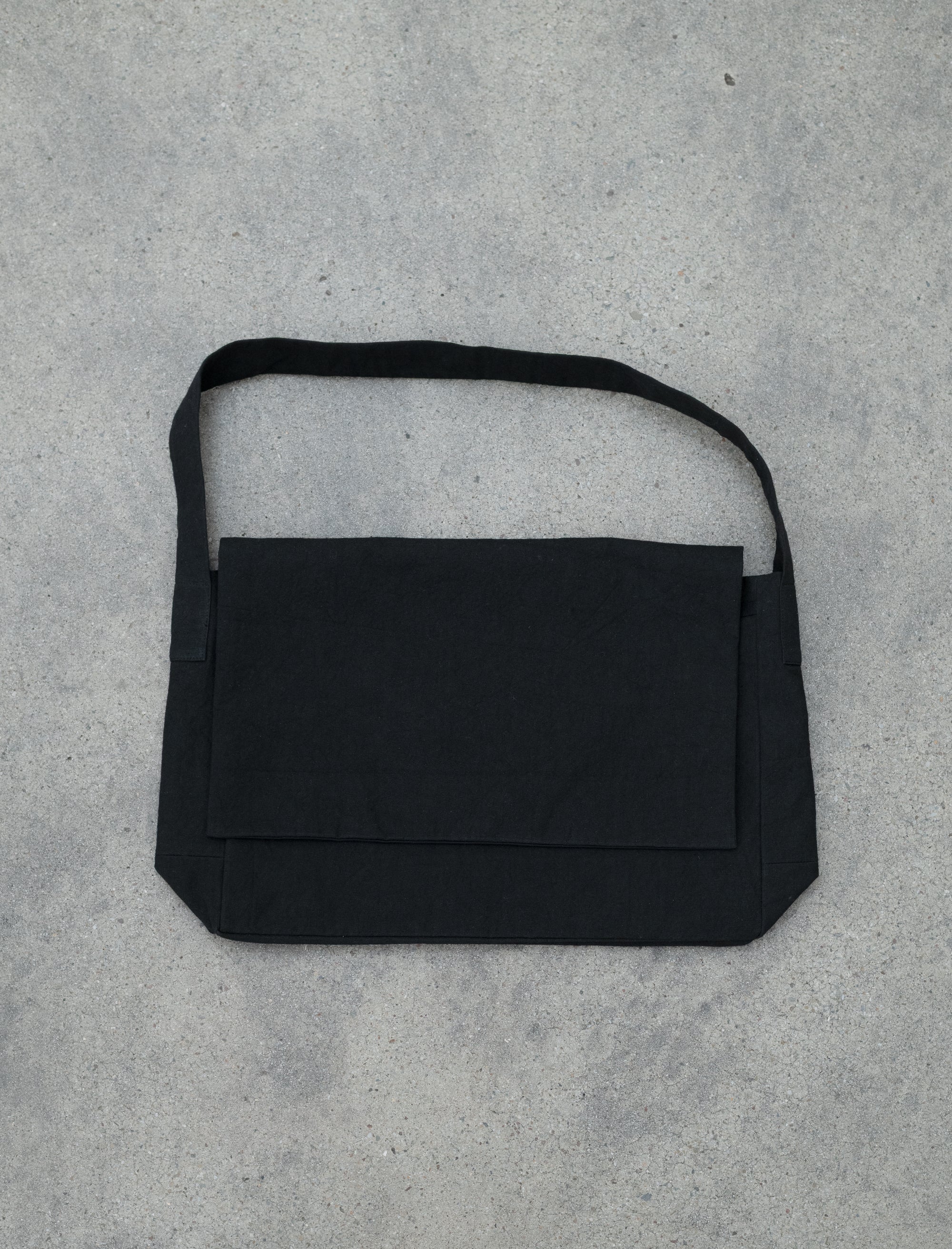 Linen Cross Body Bag (Black)