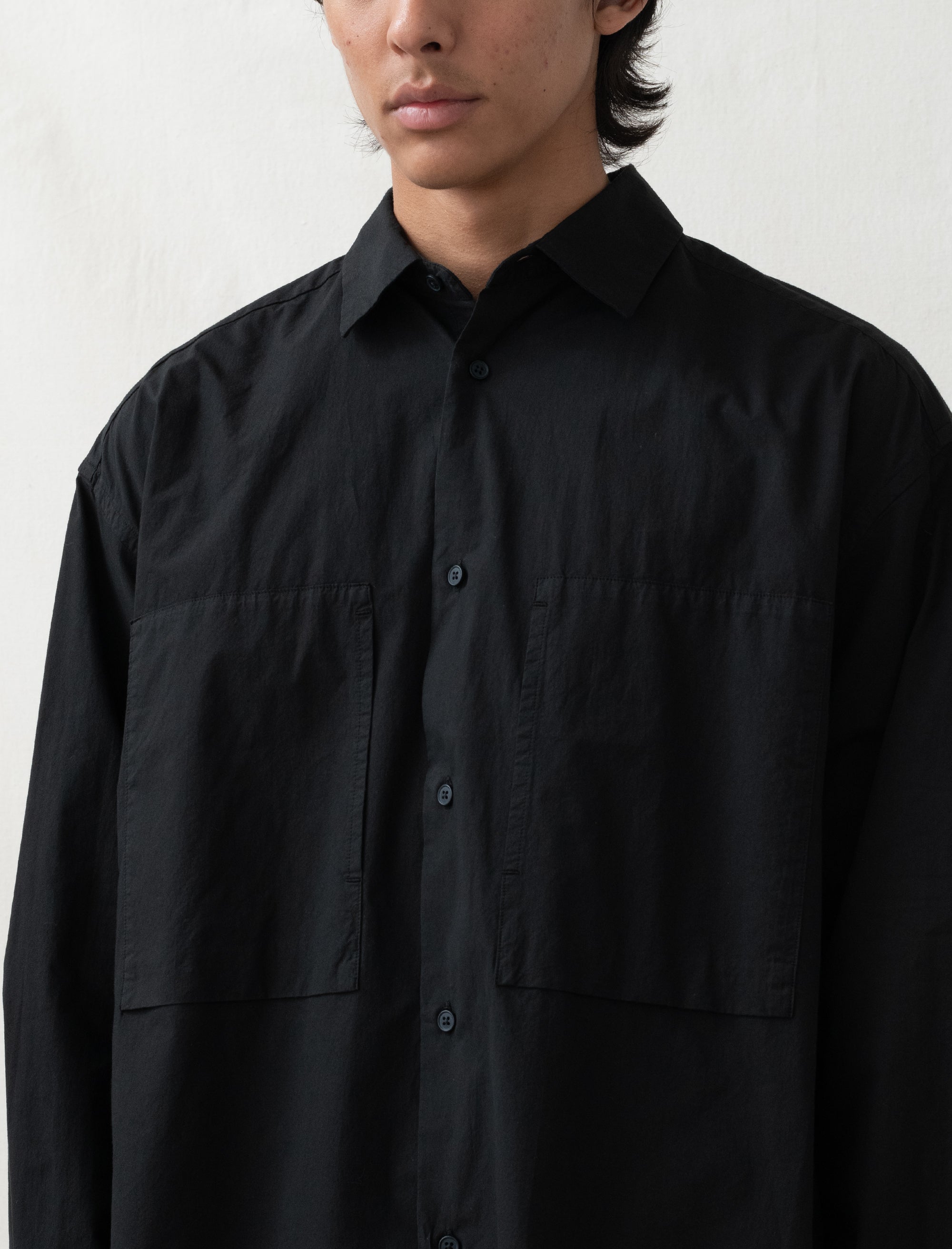 Still by Hand overshirt in black 