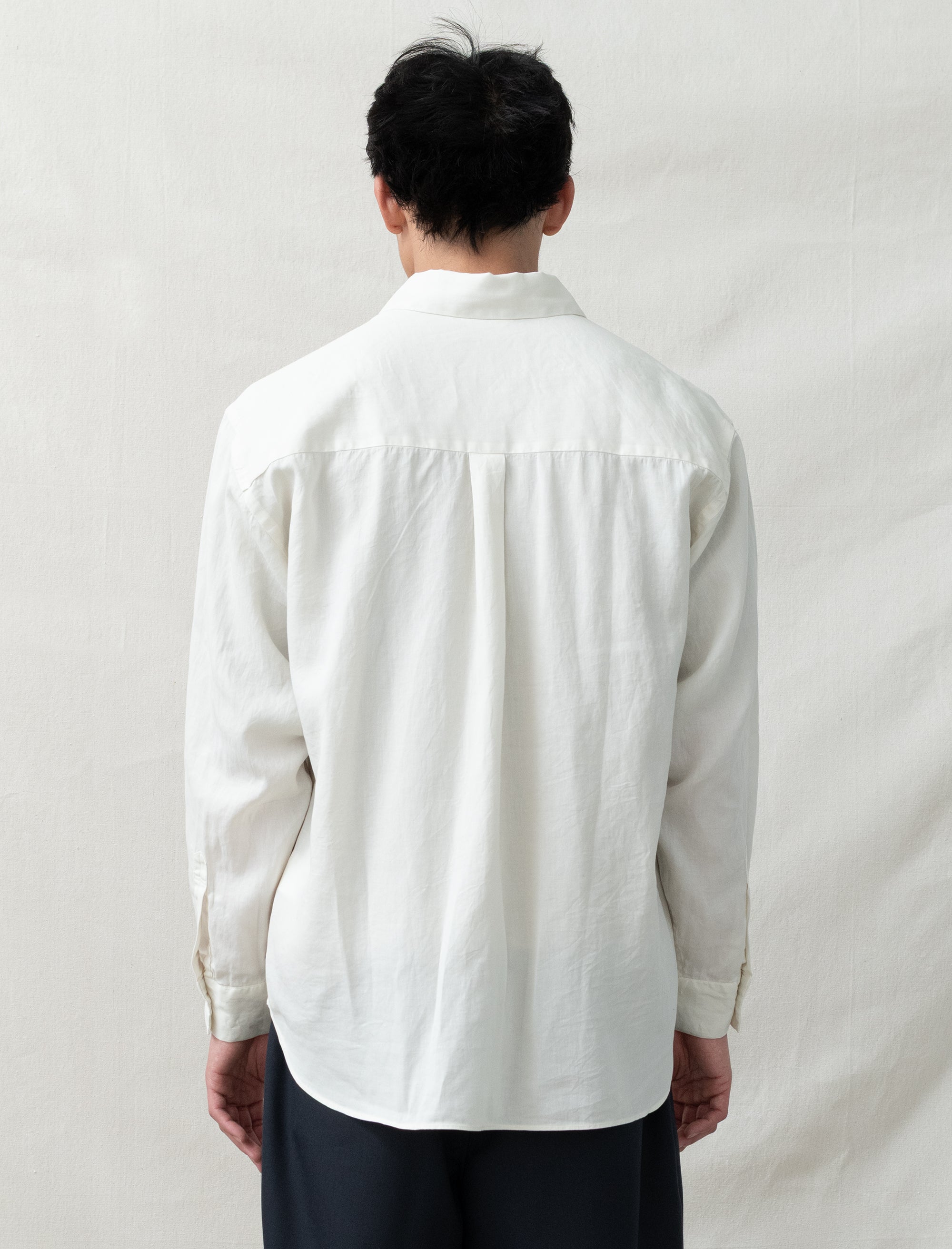 still by hand Garment-Dye Over Shirt (Ecru)