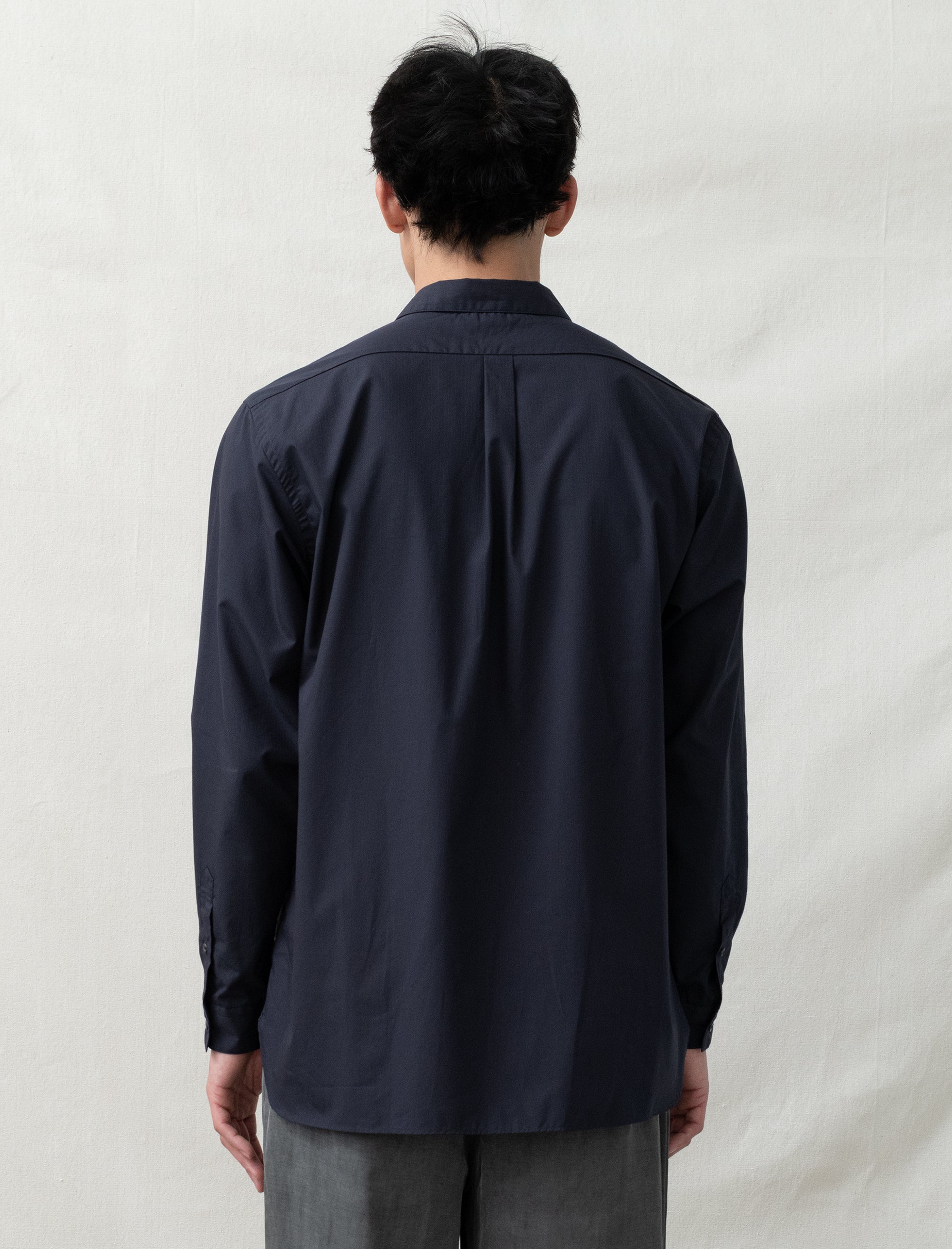 still by hand Regular Collar Shirt (Navy Stripe)