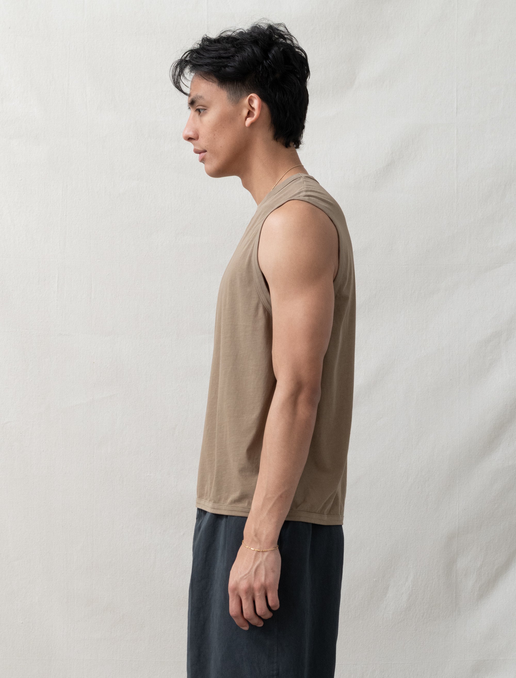 lady white co Sleeveless T-Shirt (Elm)