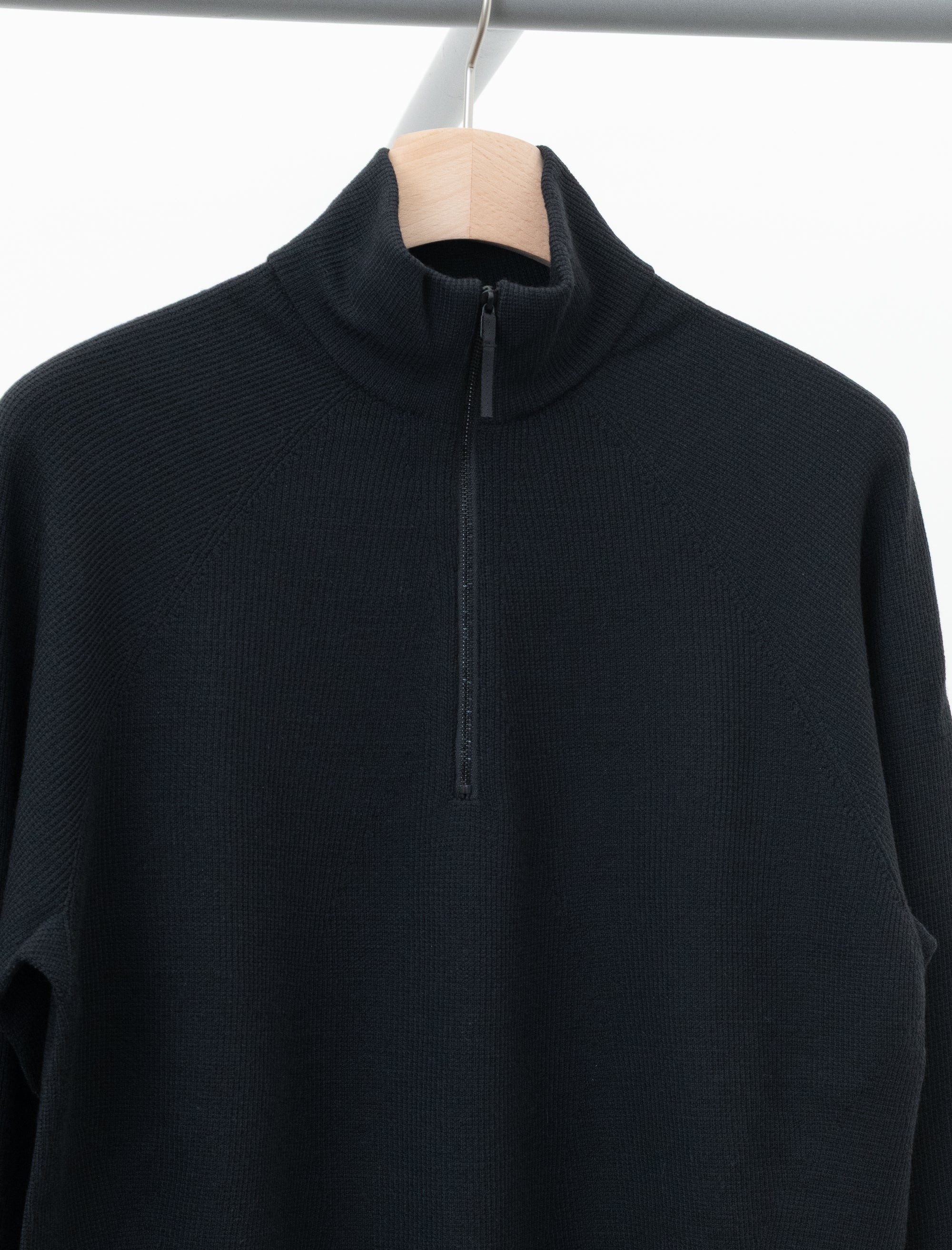 Conic Wool Half Zip (Black)