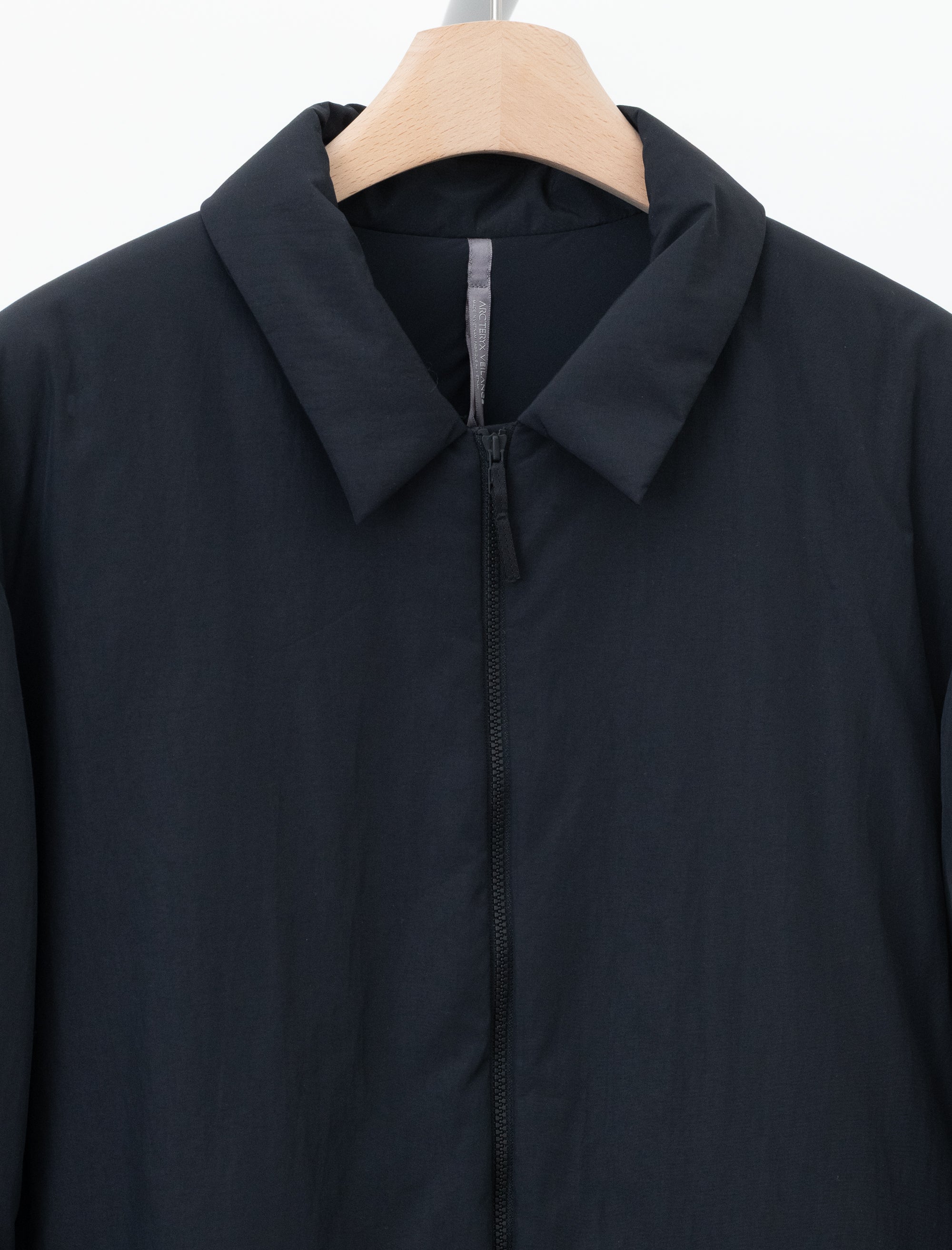 Naroda Insulated Jacket (Black)