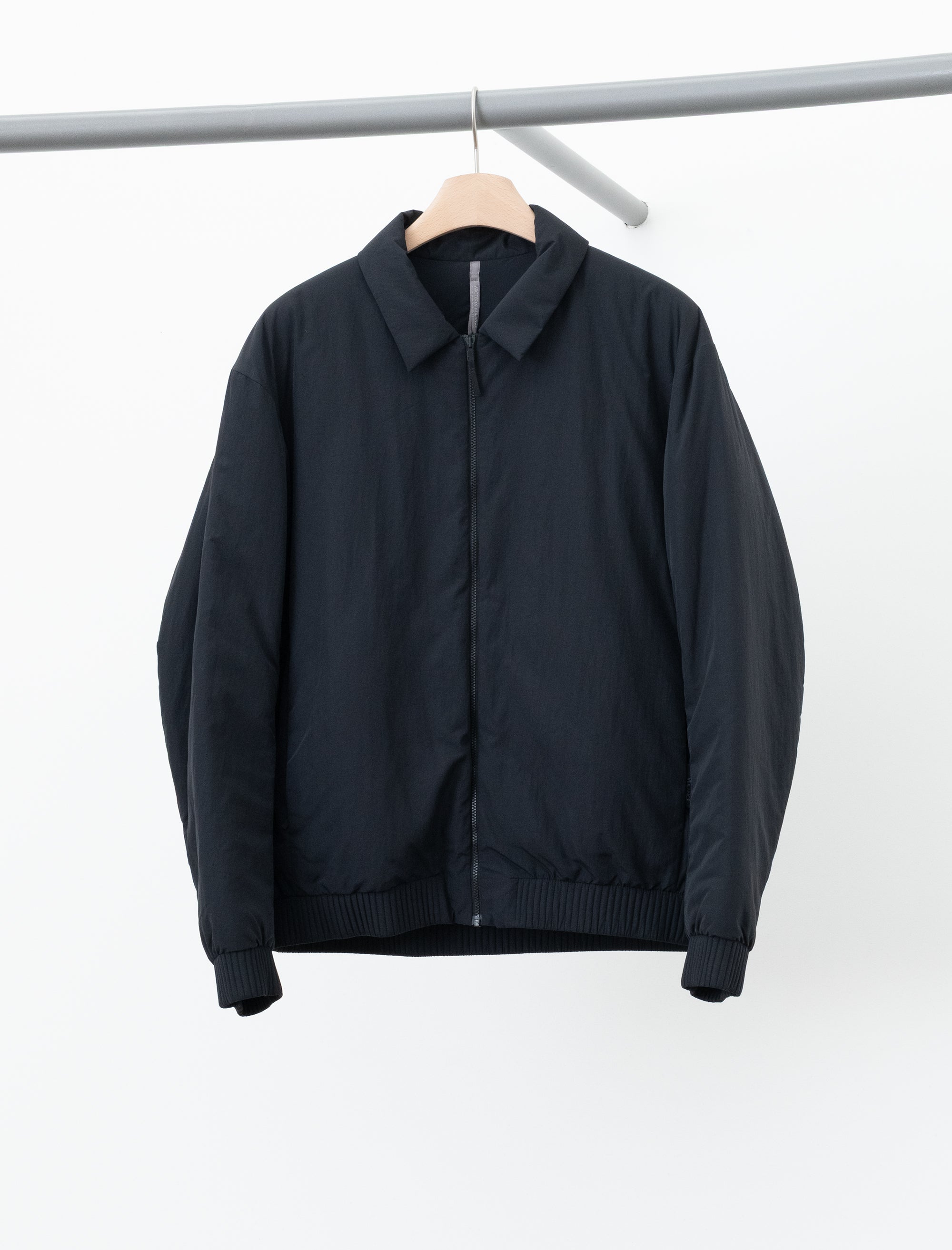 Naroda Insulated Jacket (Black)