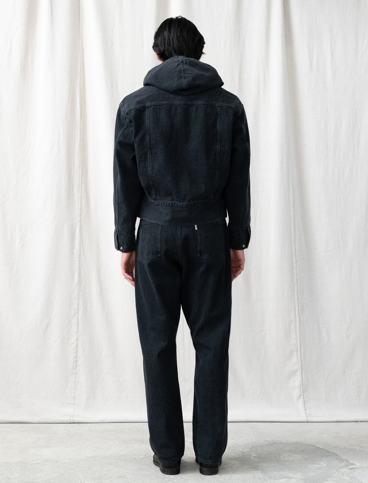 LW-C Classic Wide Jeans (Faded Black Hand Fade)