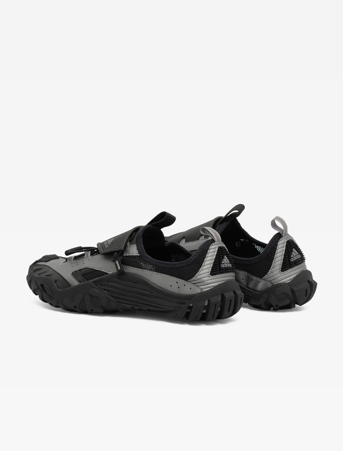 PW Water Moc (Core Black/Silver)