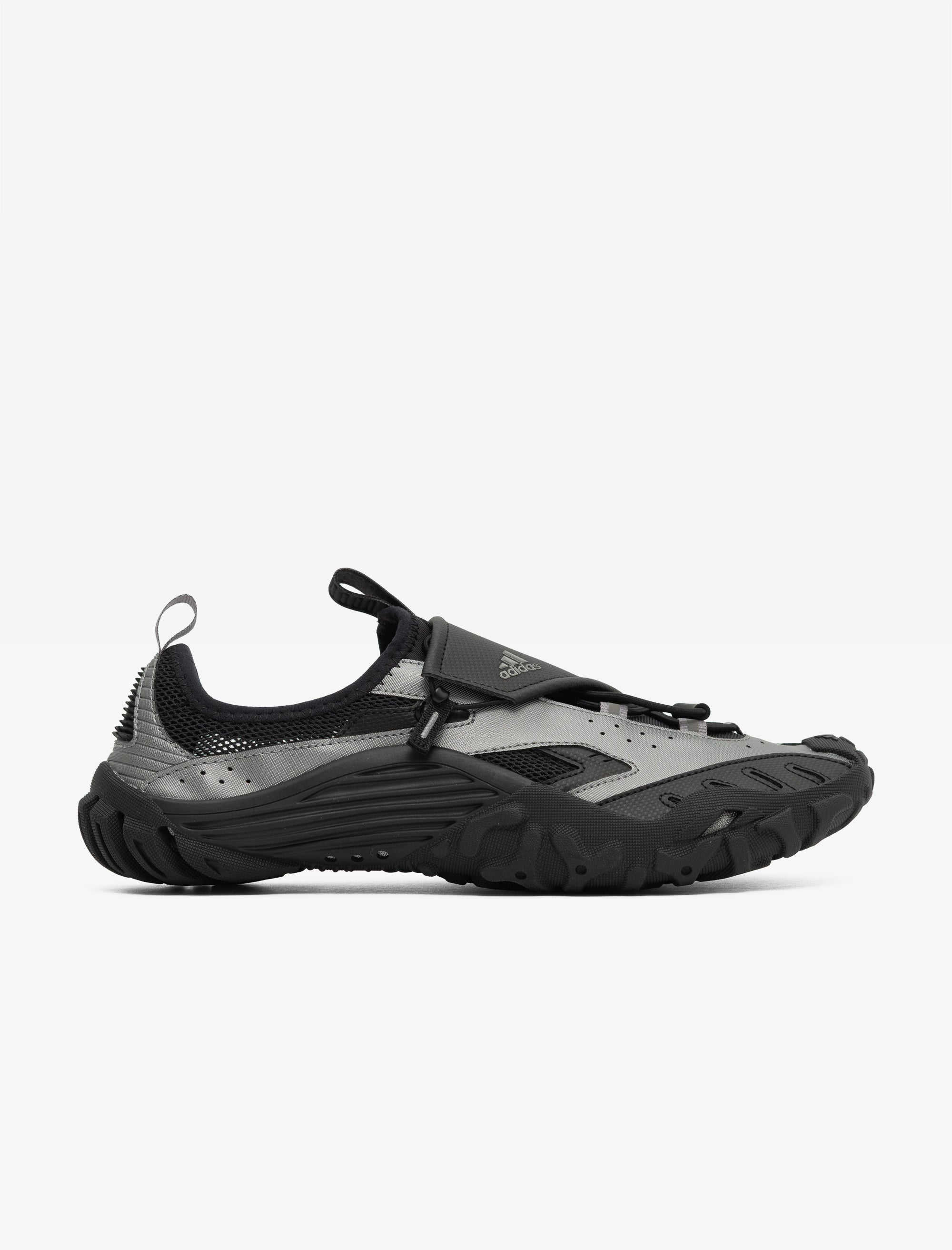 PW Water Moc (Core Black/Silver)