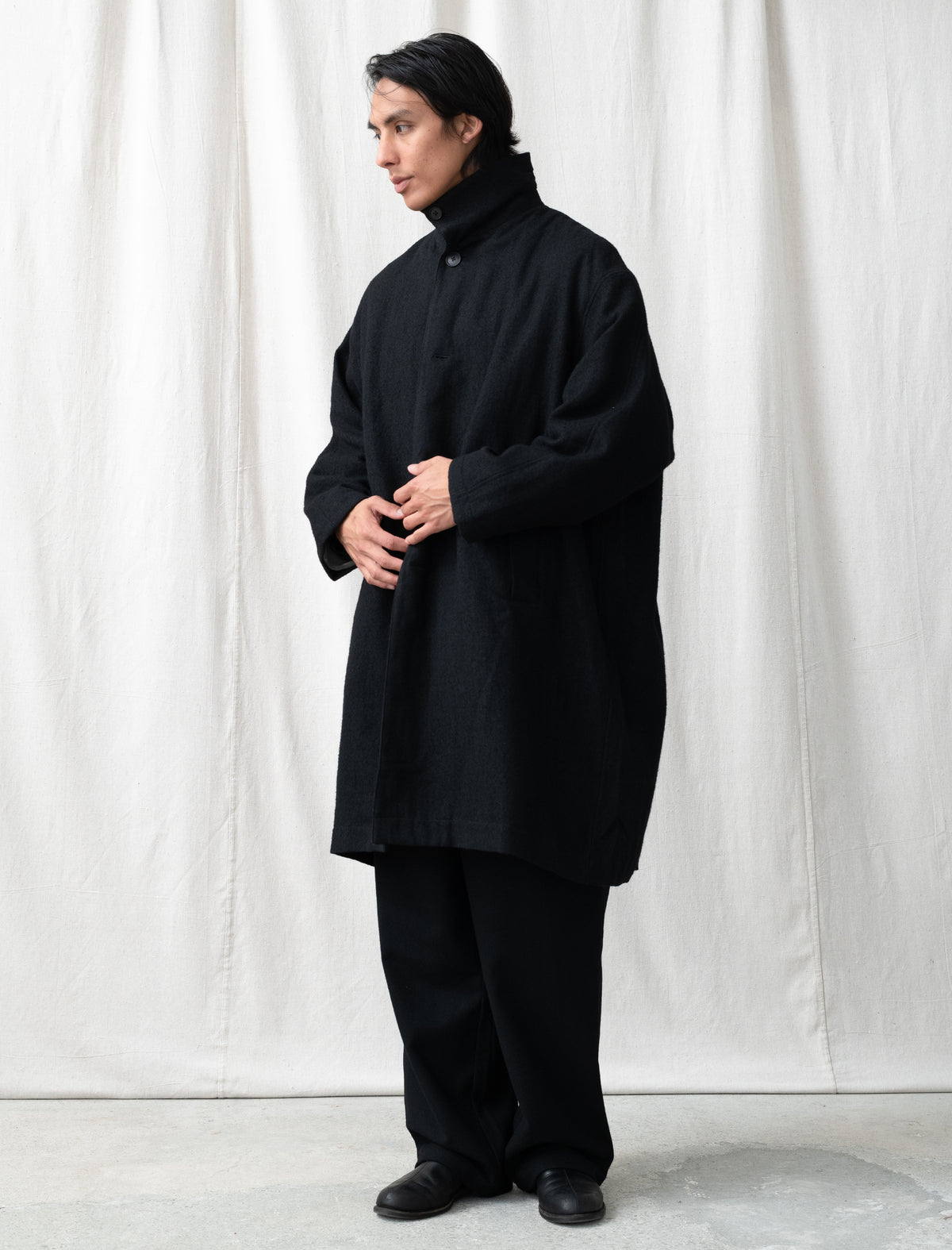 Linen Mixed Wool Coat (Black)